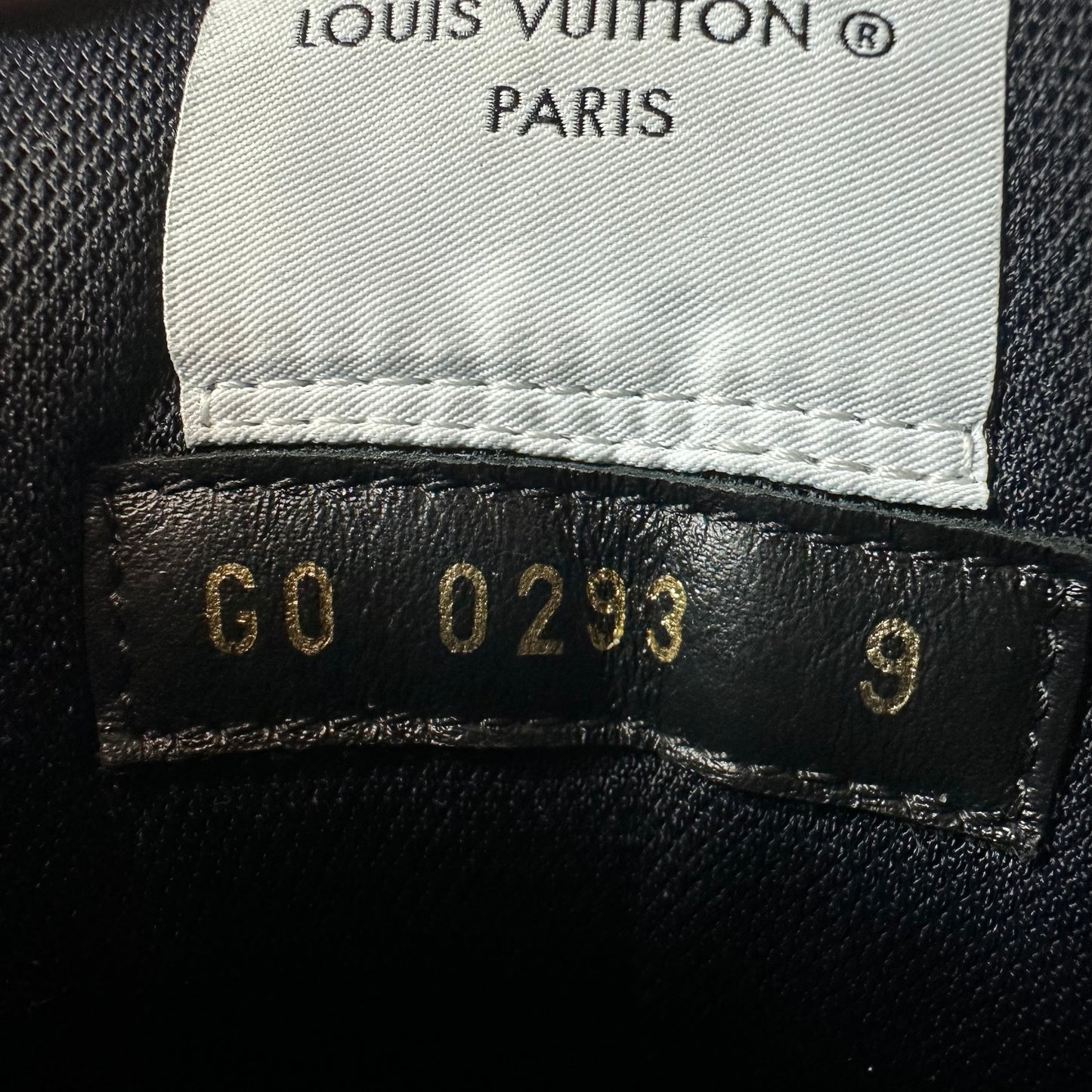 Louis Vuitton Black White Strap Trainer Sneaker Sz 10.5 (9LV)