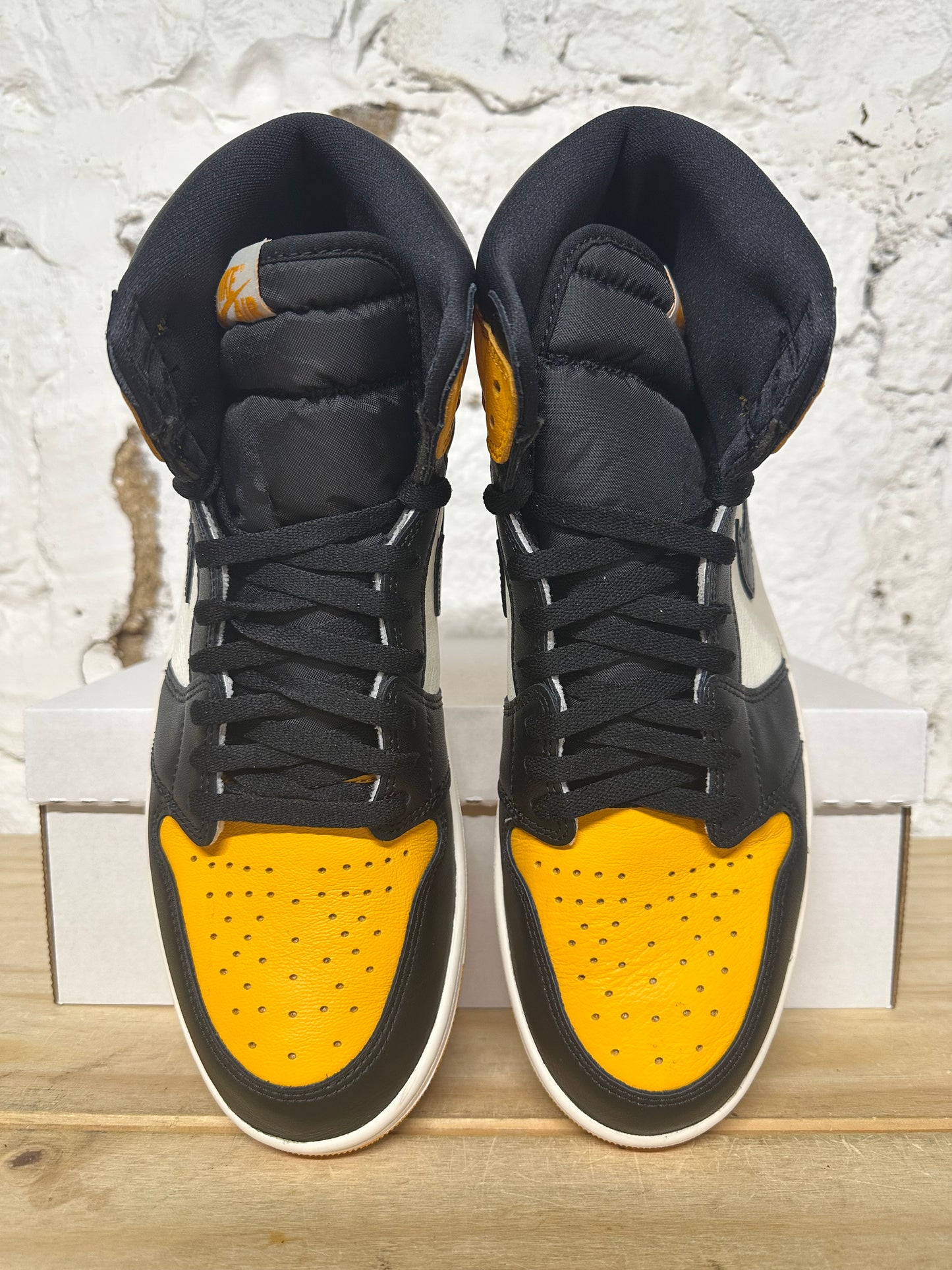 Air Jordan 1 High Taxi Sz 12