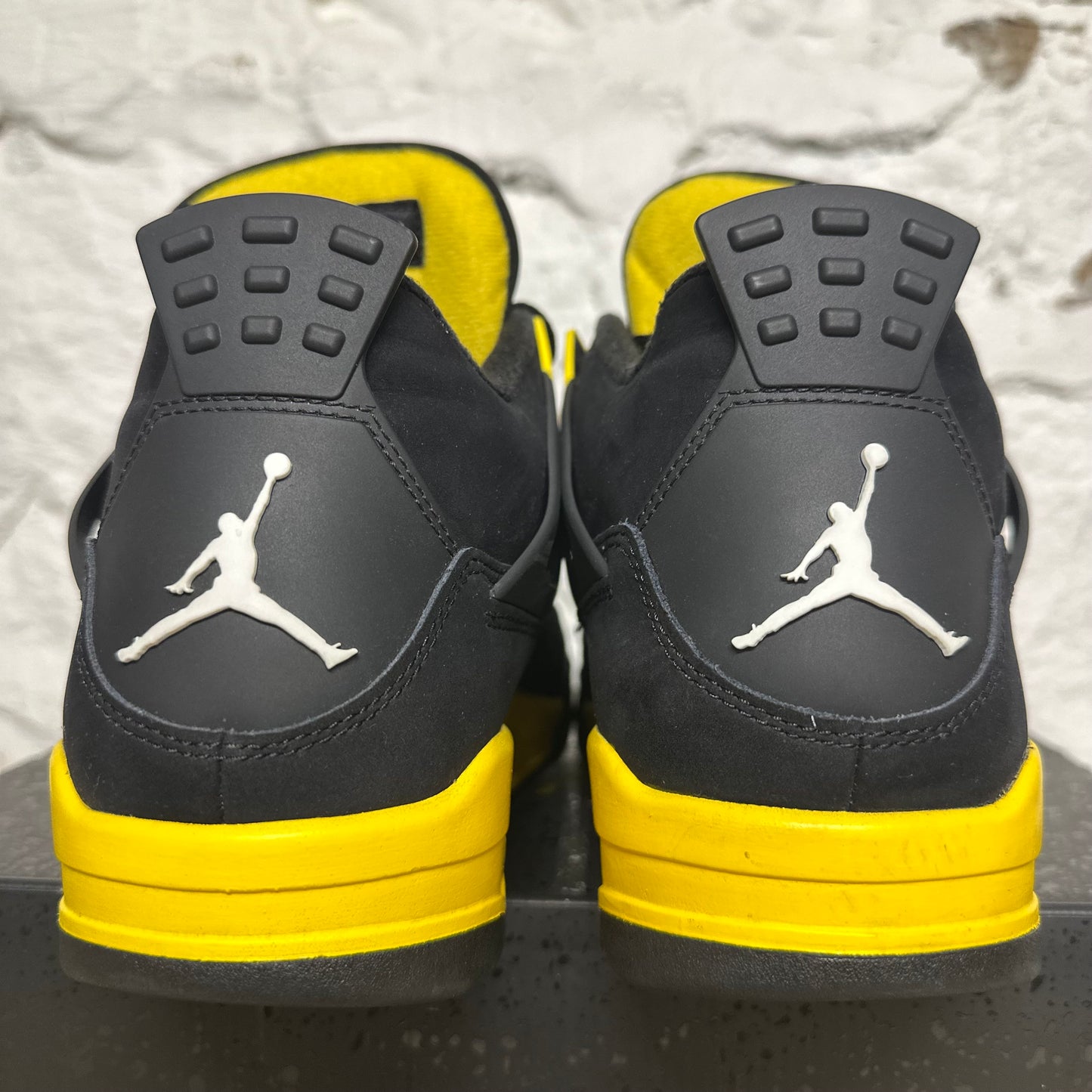 Air Jordan 4 Thunder (2023) Sz 12