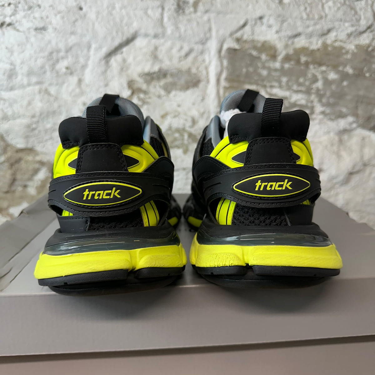 Balenciaga Track Runner Black Neon Yellow Sneaker Sz 10 (43)