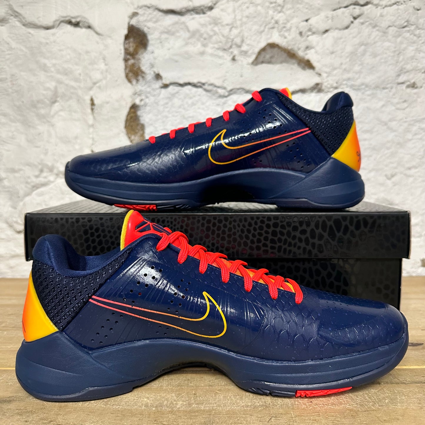 Nike Kobe 5 Protro Caitlin Clark Indiana Fever Sz 10 DS
