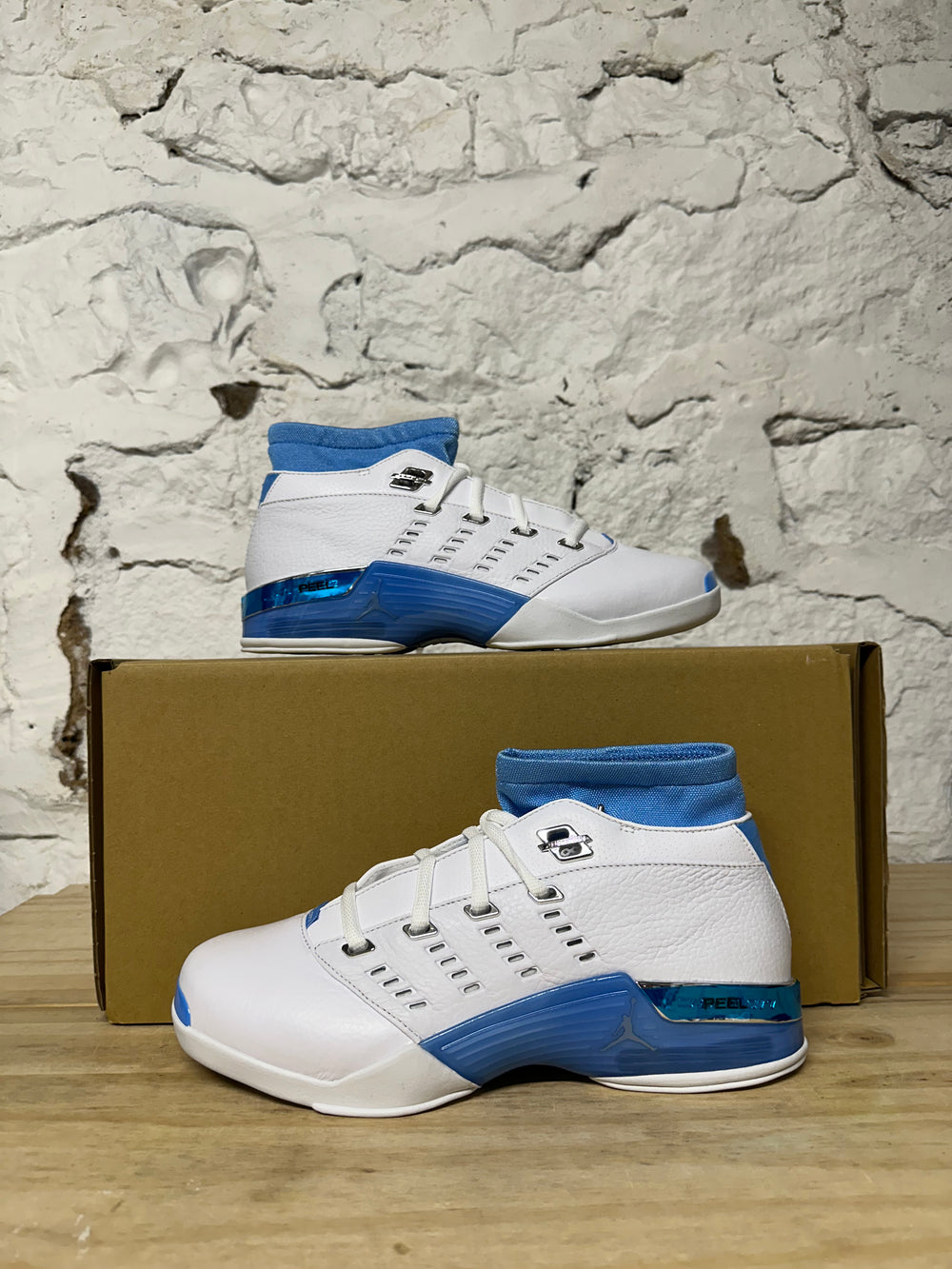 Air Jordan 17 Low University Blue Sz 10 DS