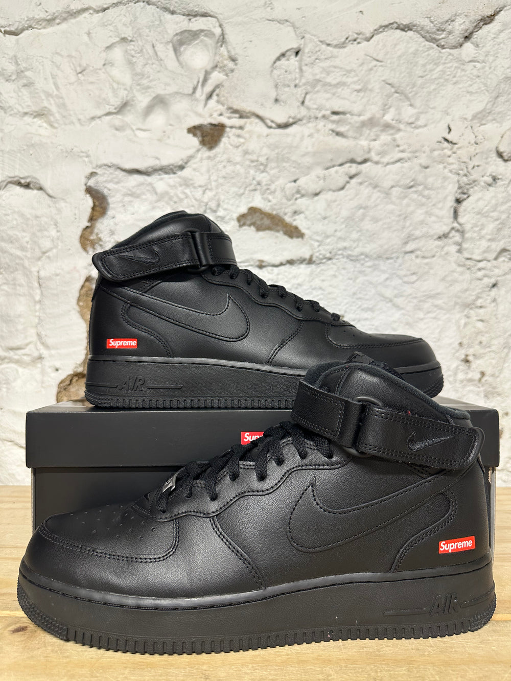 Nike Air Force 1 Mid Supreme Black Sz 11