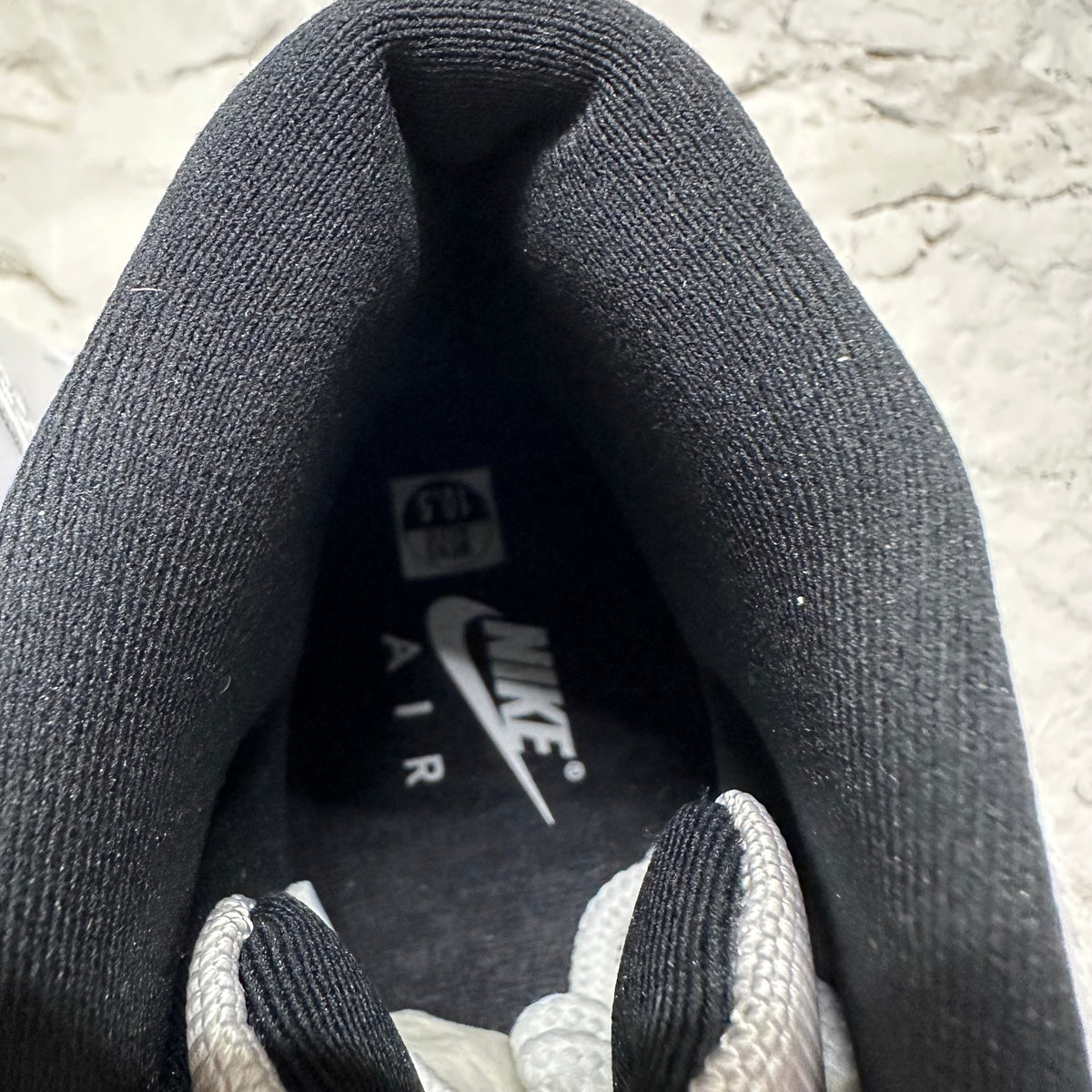 Air Jordan 11 High Legend Blue (2024) Sz 10.5 DS