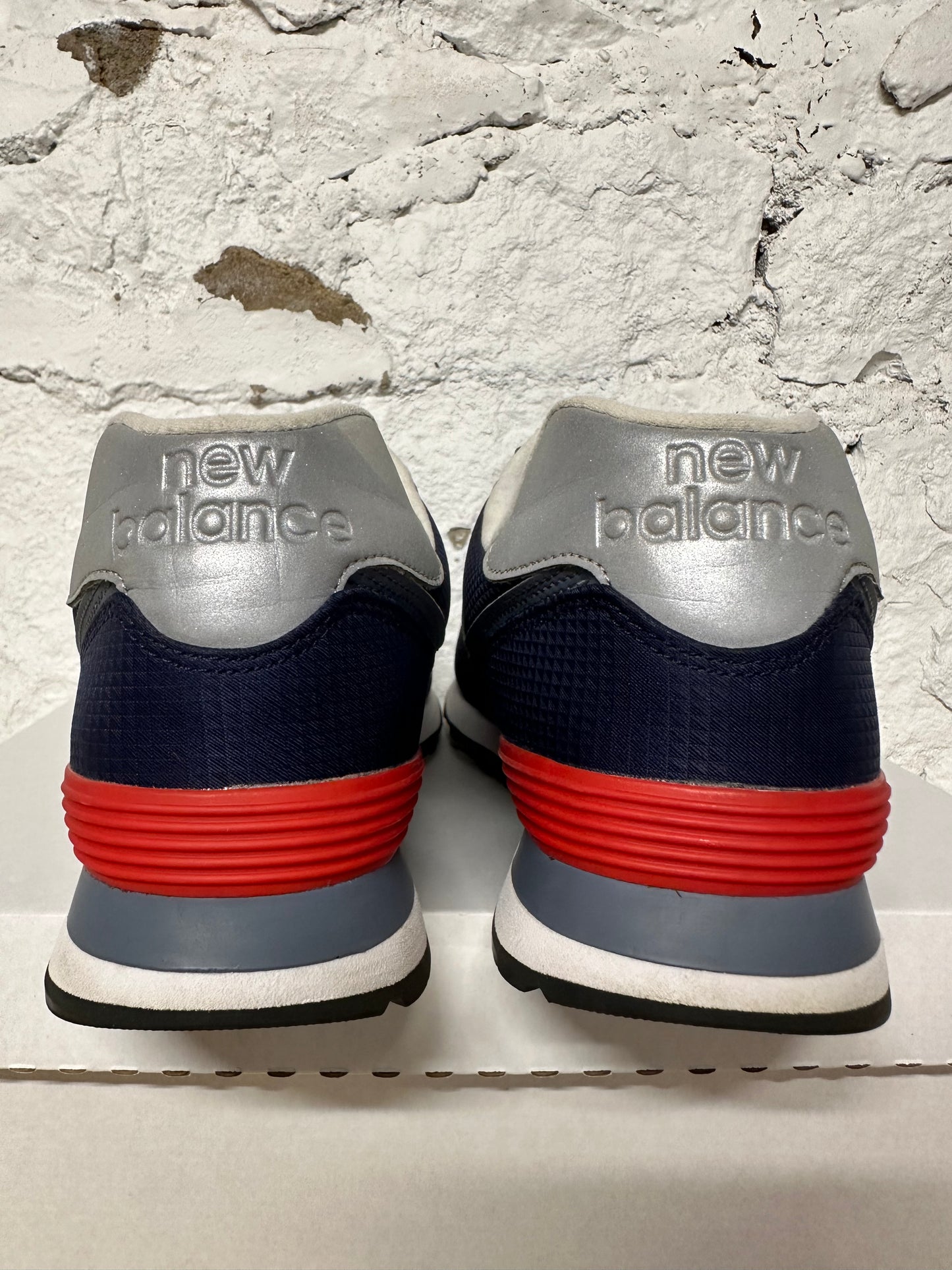 New Balance 574 Navy Red Sz 11.5