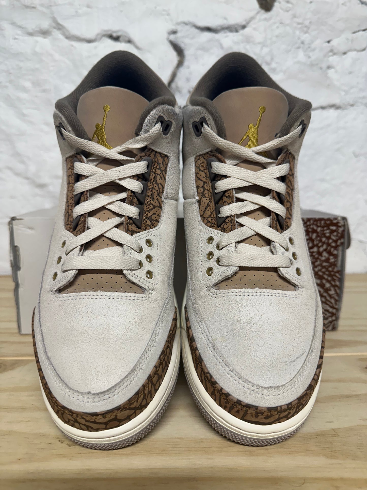 Air Jordan 3 Palomino Sz 9.5