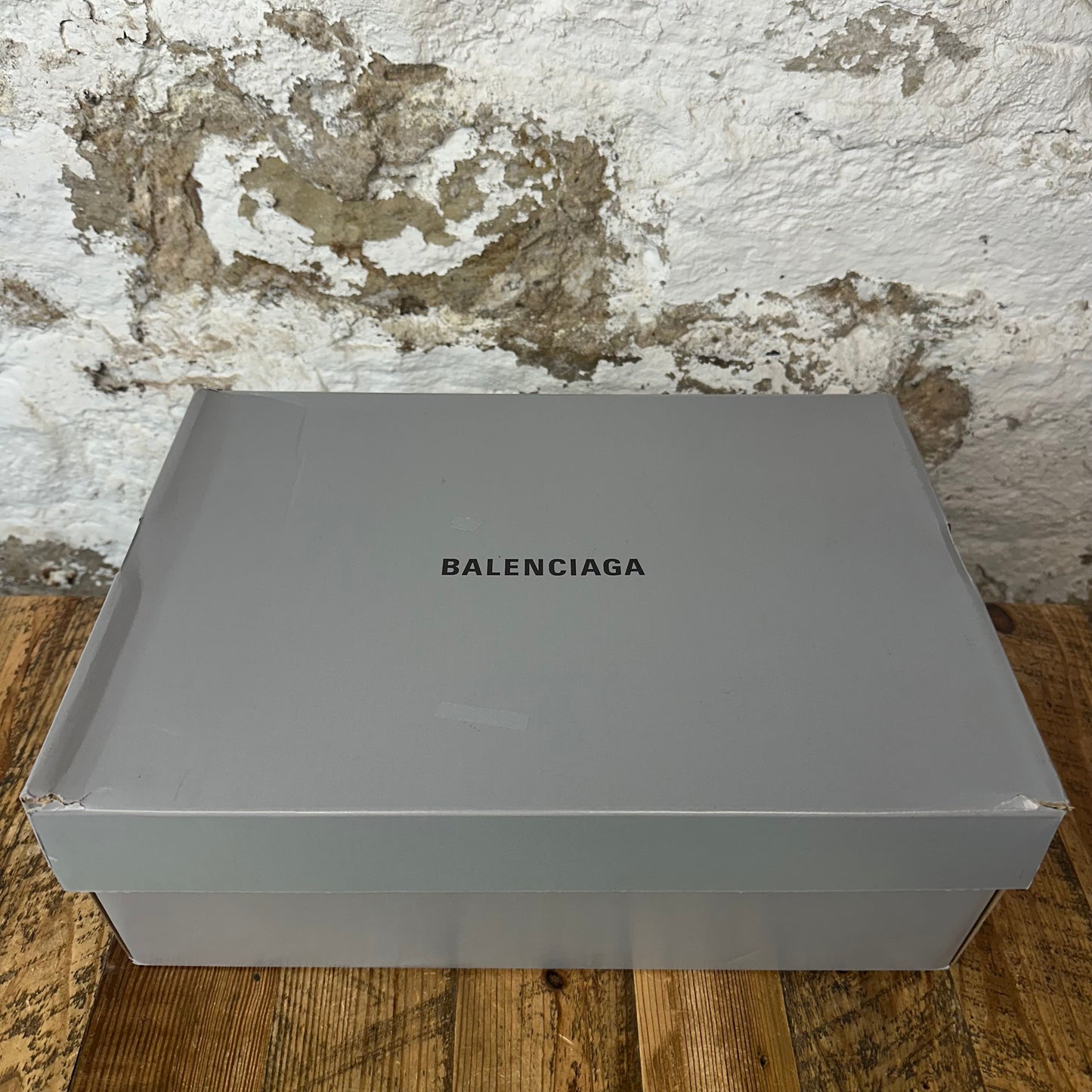 Balenciaga Runner White Blue Yellow Sneaker