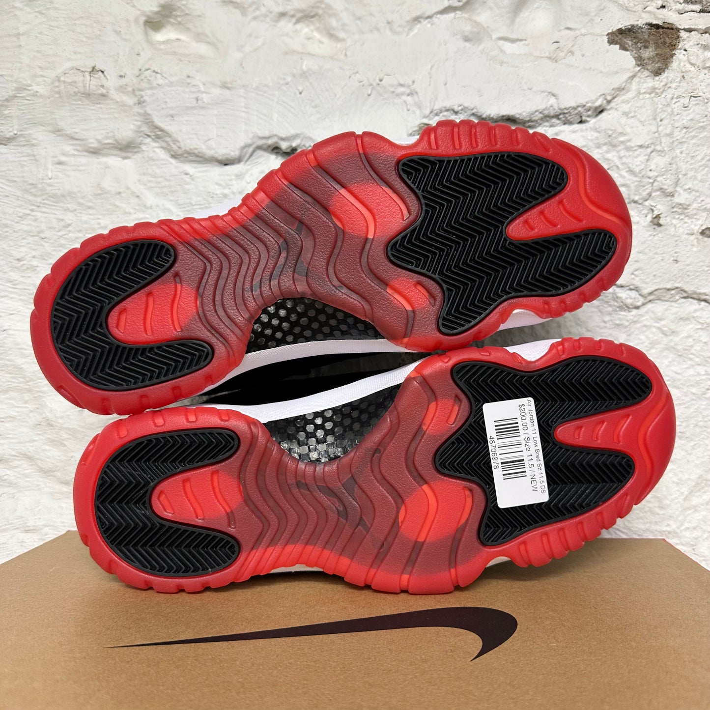 Air Jordan 11 Low Bred Sz 11.5 DS