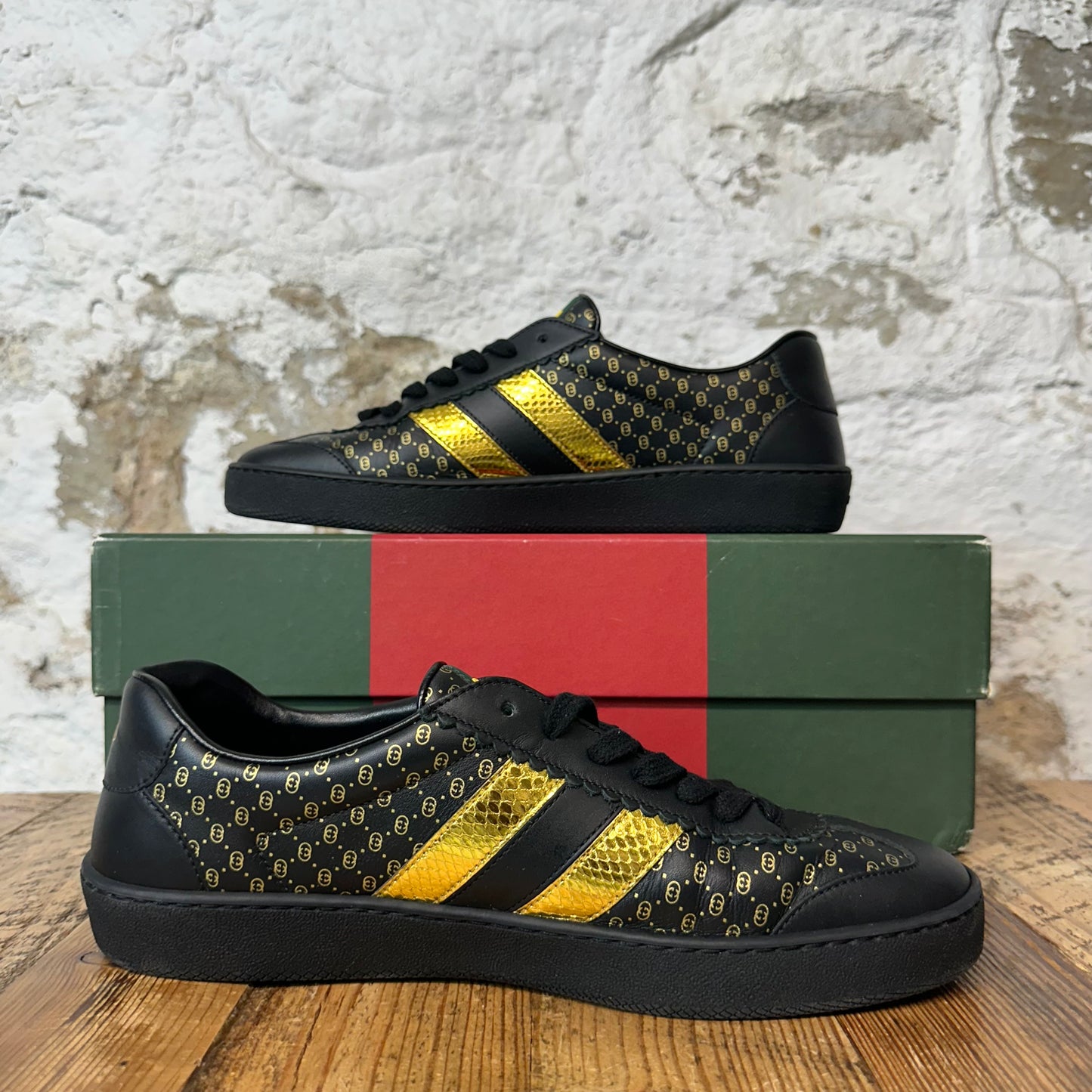 Gucci Dapper Dan Black Gold Ace Sneaker Sz 7.5