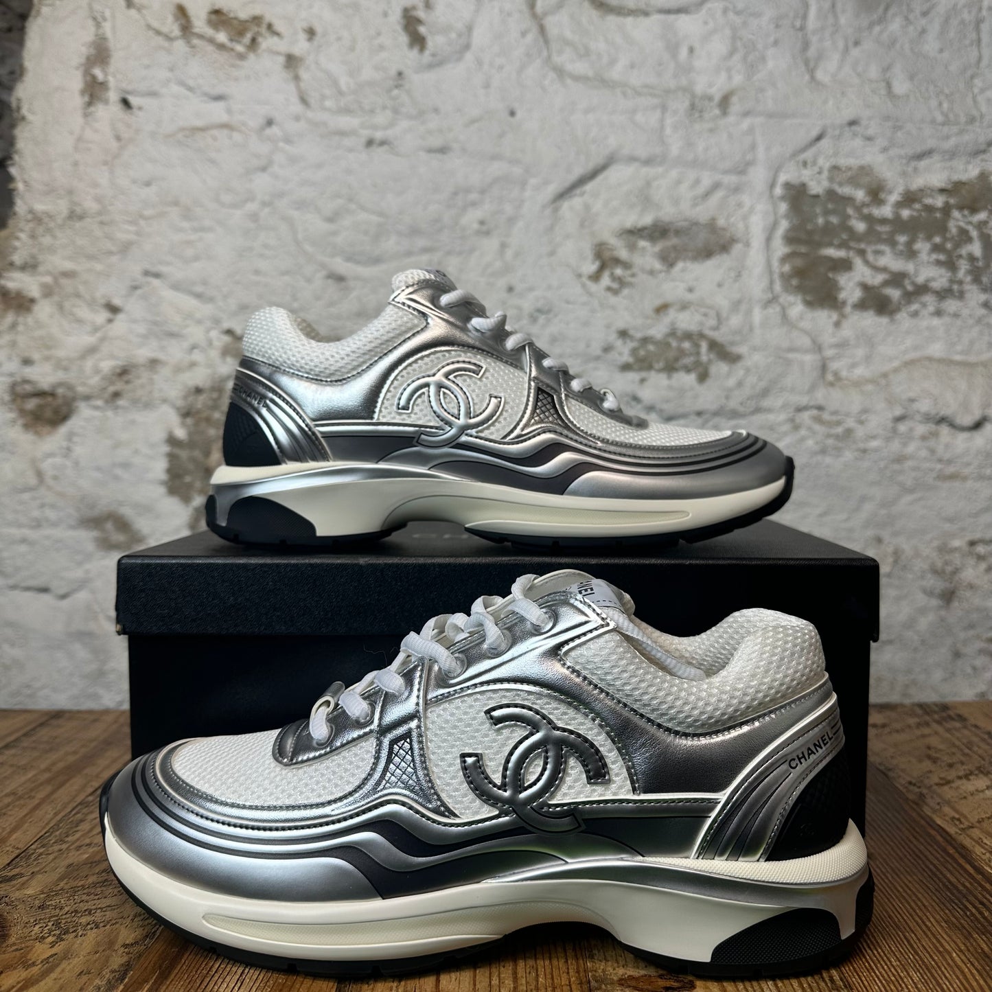 Chanel SIlver CC Cream White Trainer Sneaker Sz 8.5 (41.5) DS