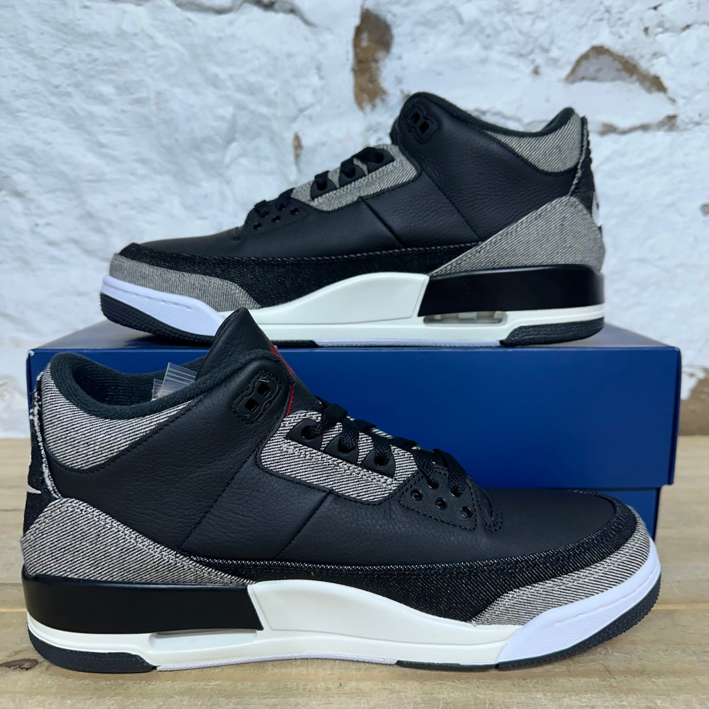 Air Jordan 3 Levis Black Sz 10.5 DS