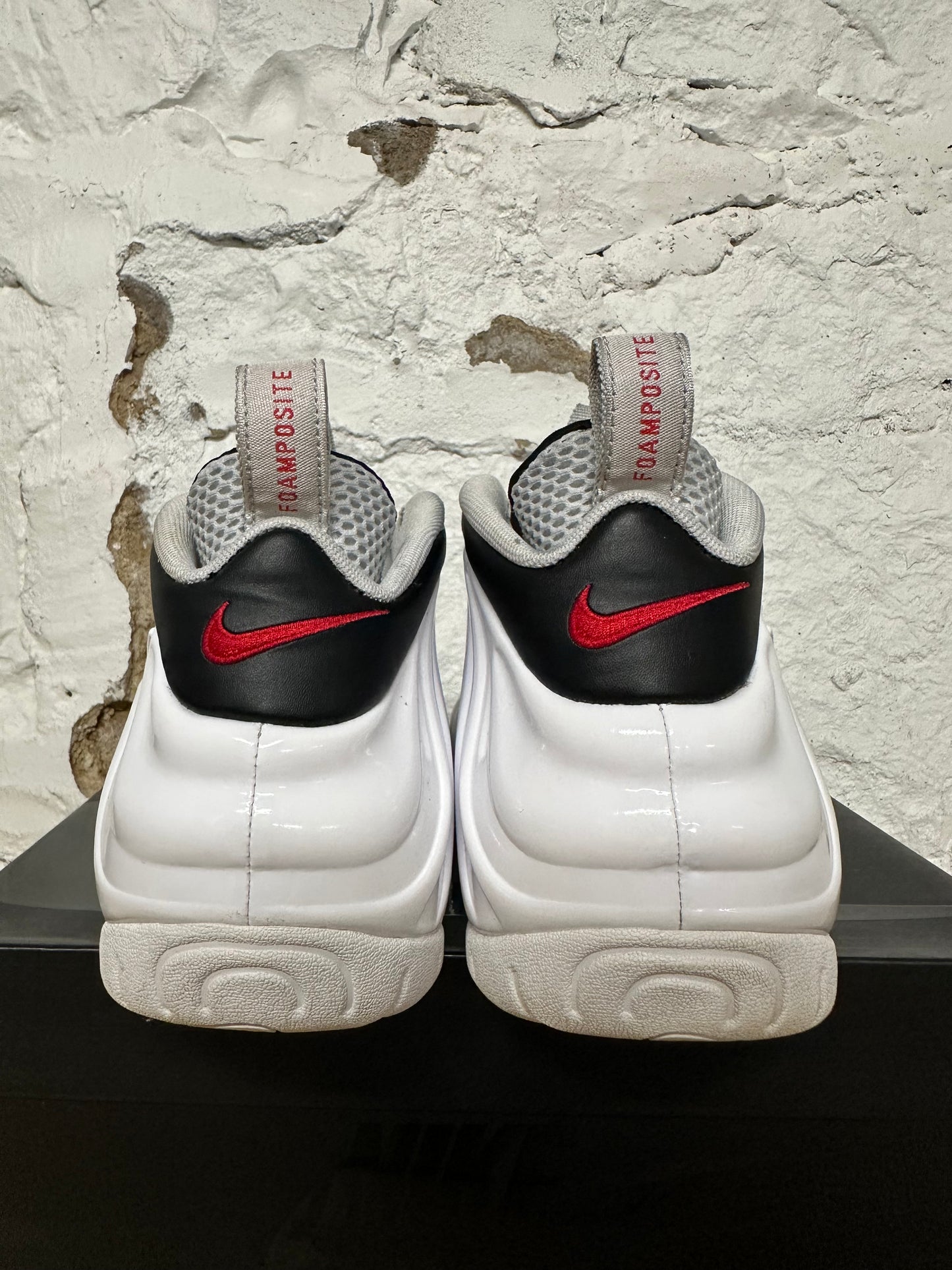 Nike Air Foamposite One Chrome White Sz 11