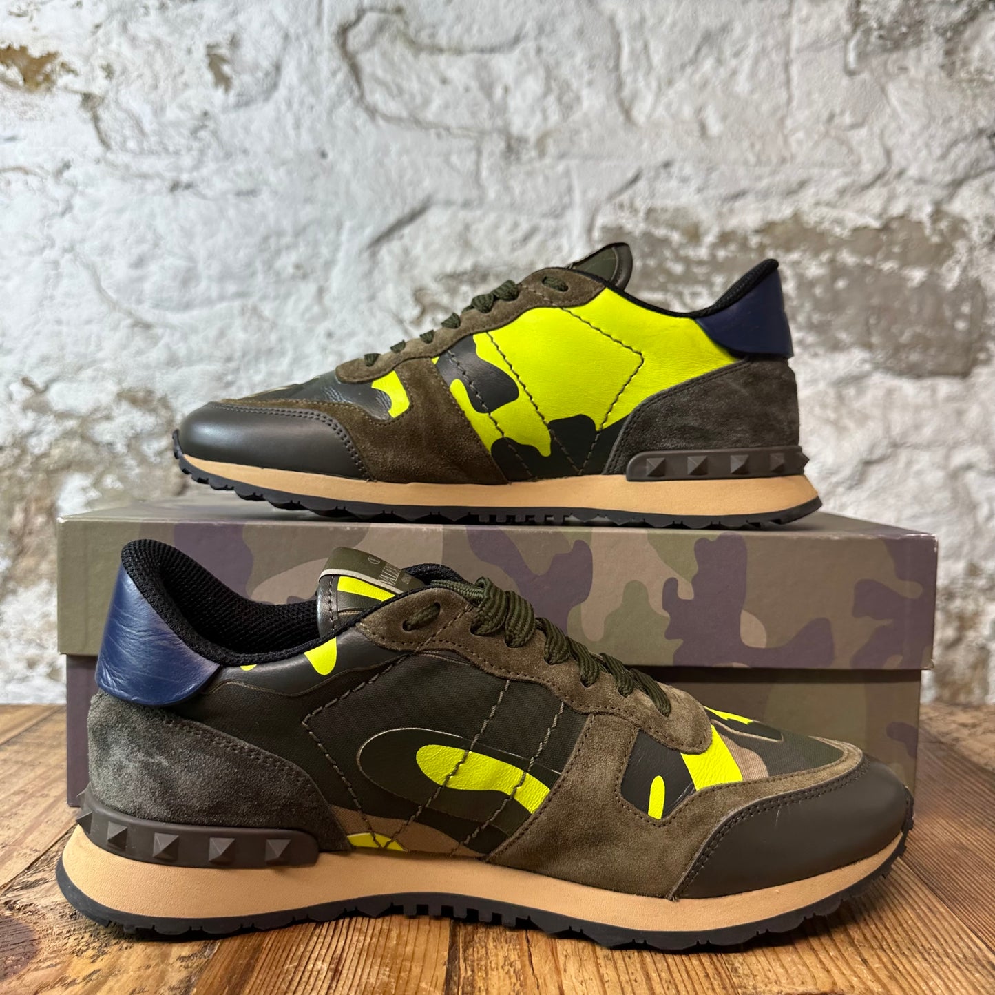 Valentino Yellow Green Camo Rock Runner Sneaker Sz 8 (41)