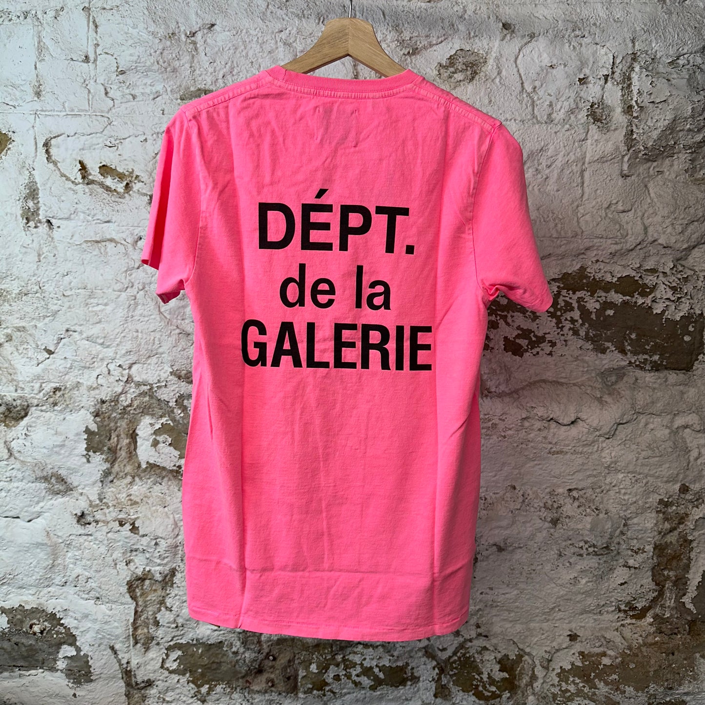 Gallery Department Black Logo Pink T-shirt