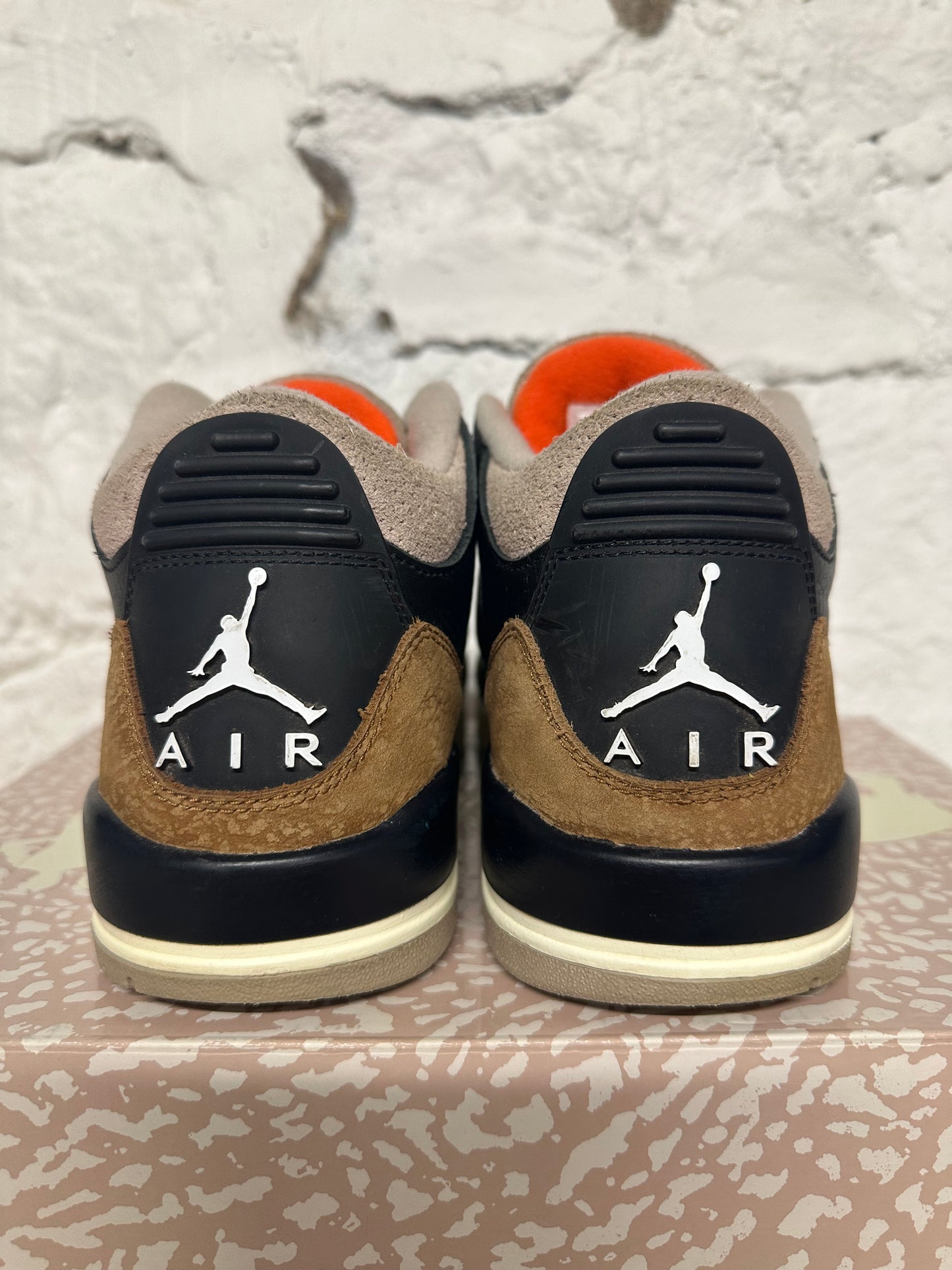 Air Jordan 3 Desert Elephant Sz 8