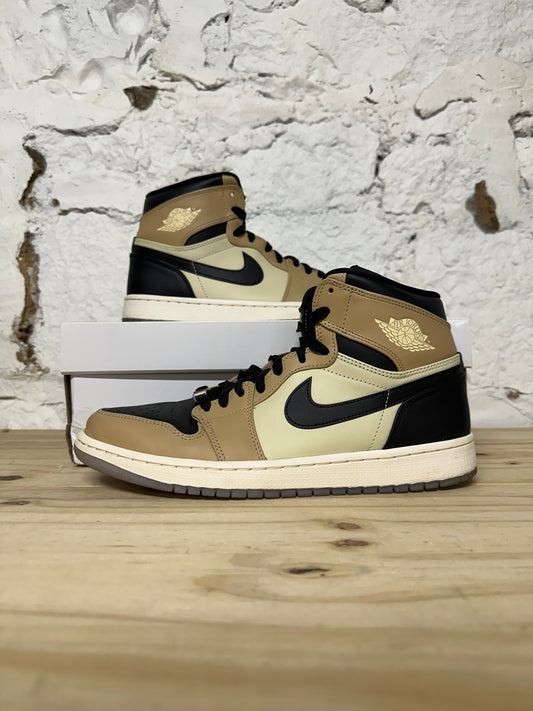 Air Jordan 1 Mushroom Sz 10 (11.5W)