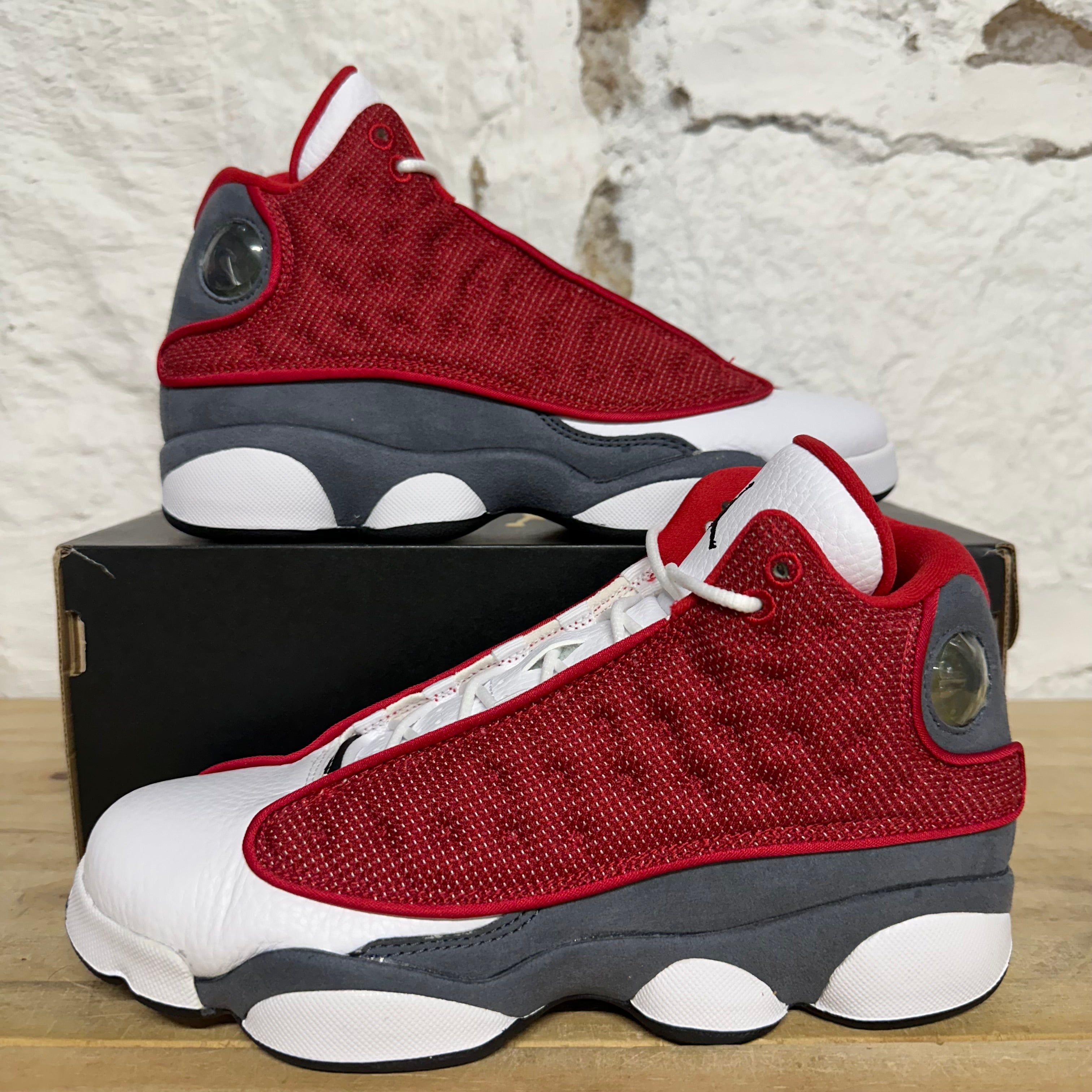 Air Jordan 13 Red Flint Sz 6Y DS