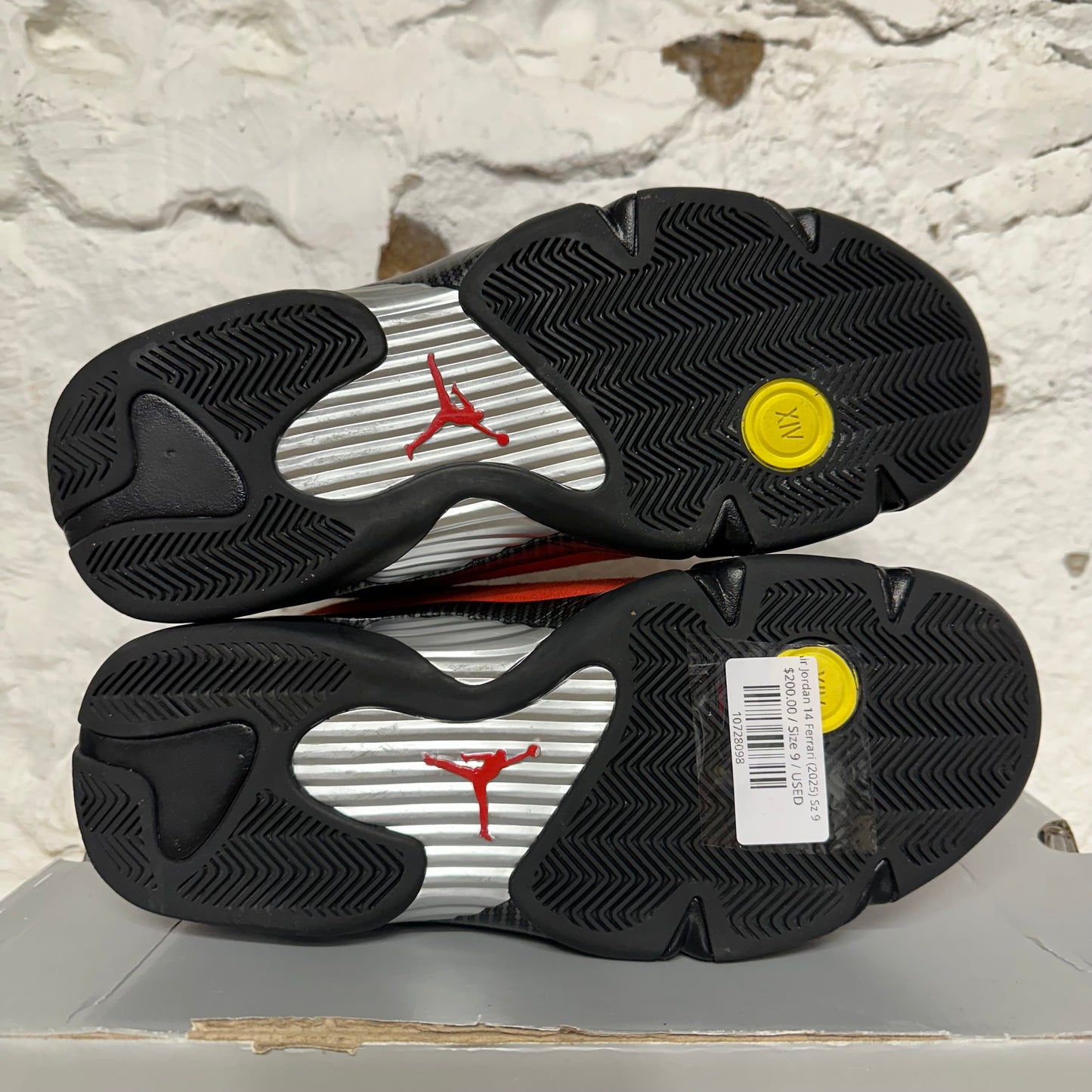 Air Jordan 14 Ferrari (2025) Sz 9
