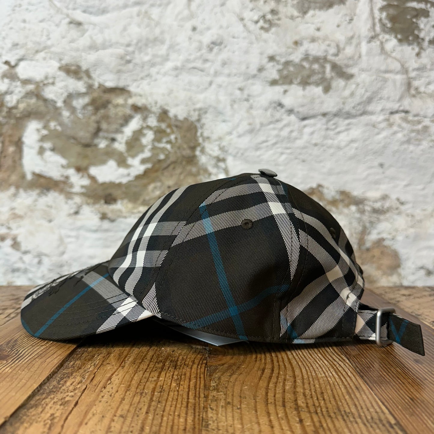 Burberry Check Teal Black Plaid Hat Sz XS DS