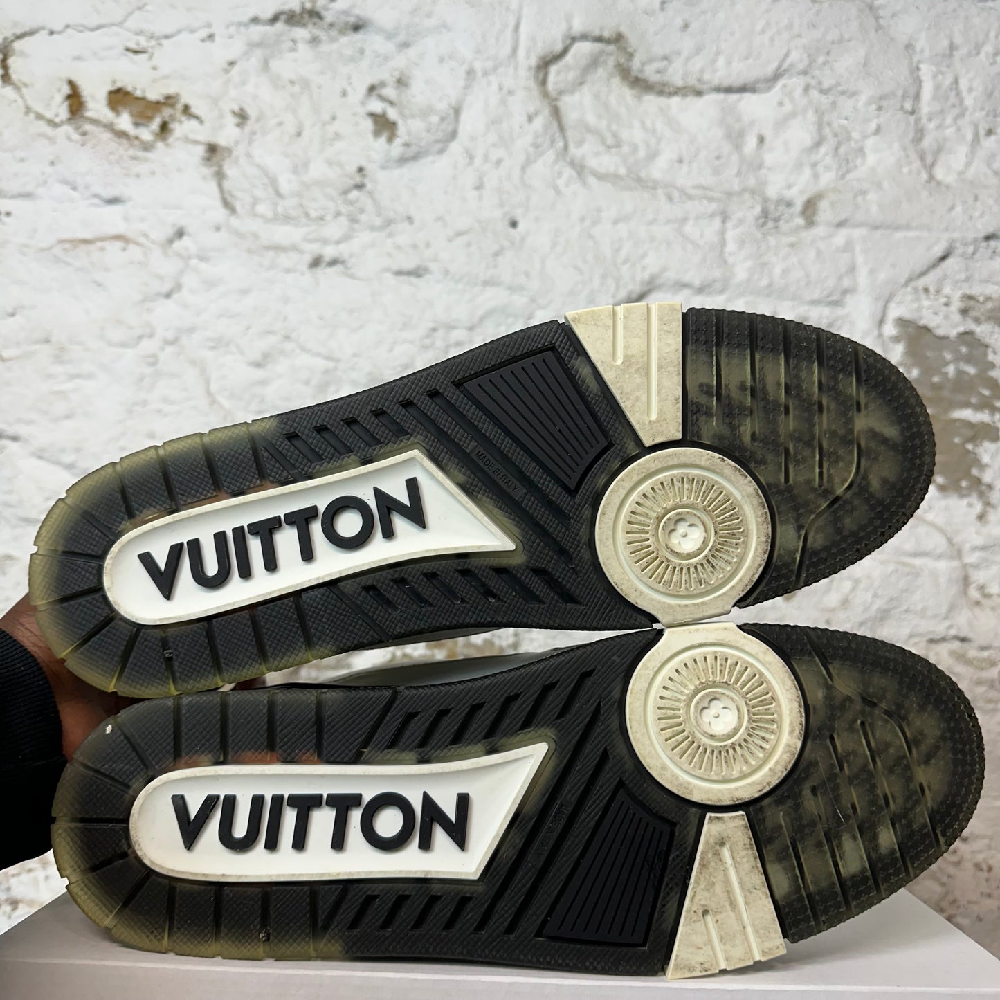 Louis Vuitton Black White Multicolor Lace Trainer Sneaker Sz 12.5 (11LV)