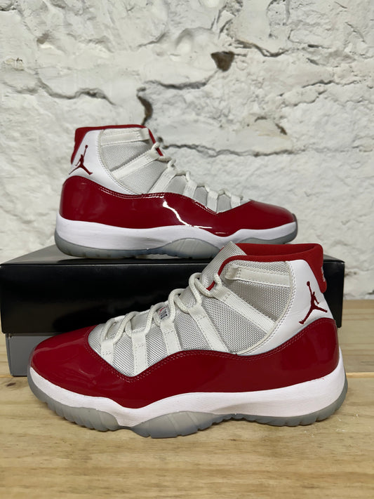Air Jordan 11 High Cherry Sz 9.5