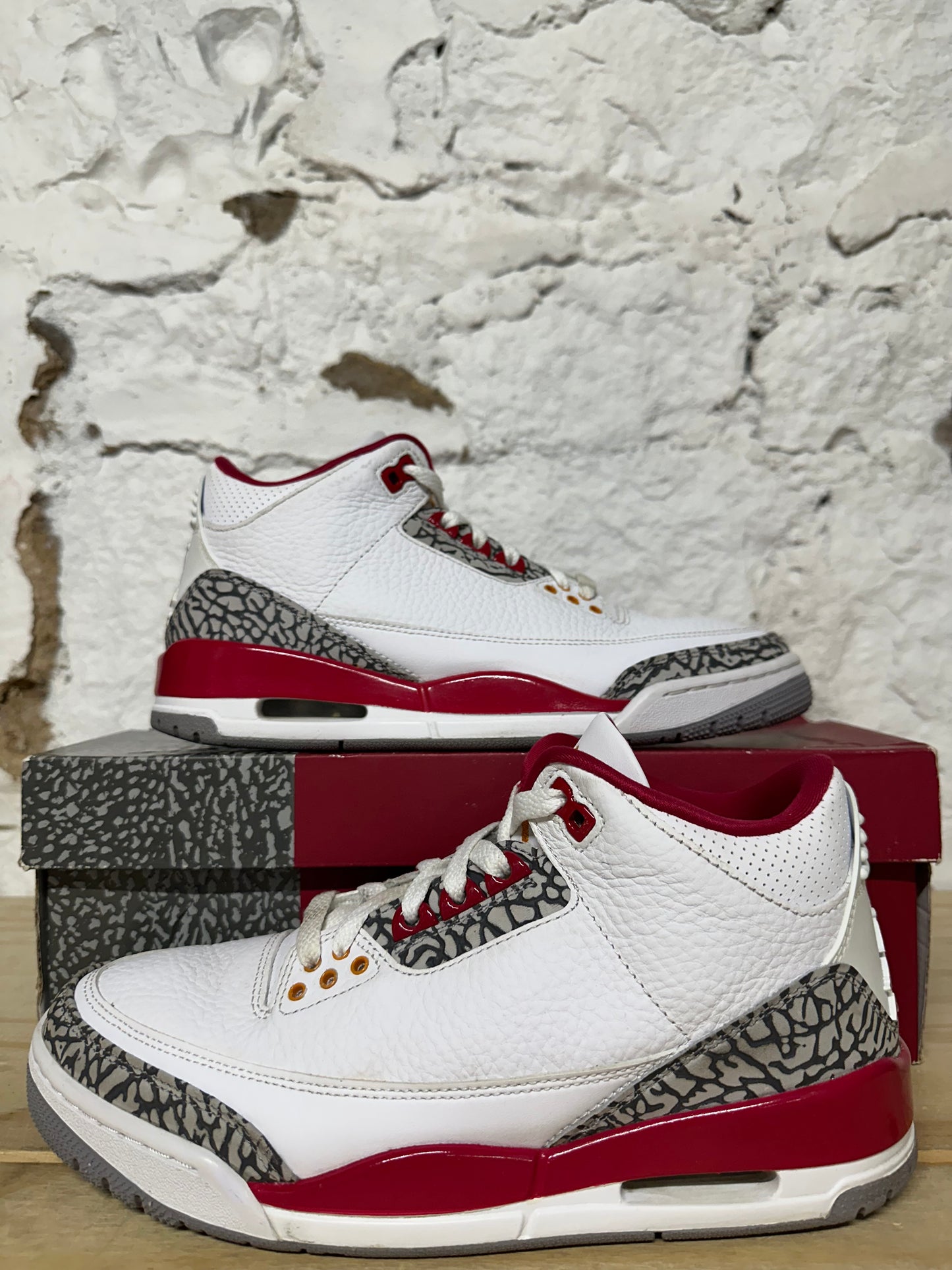 Air Jordan 3 Cardinal Sz 8