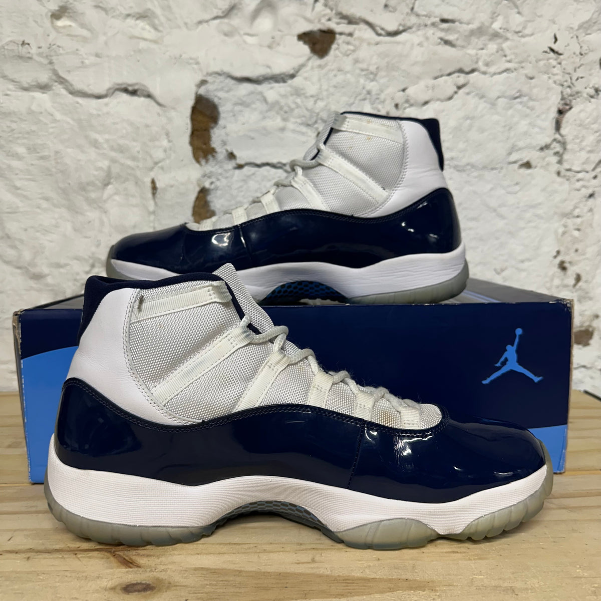 Air Jordan 11 High UNC Win Like 82 Sz 14
