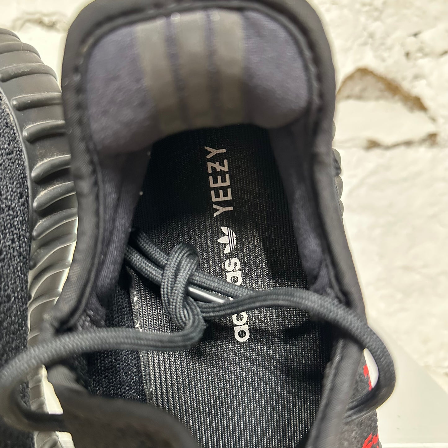 Yeezy 350 V2 Bred Sz 11