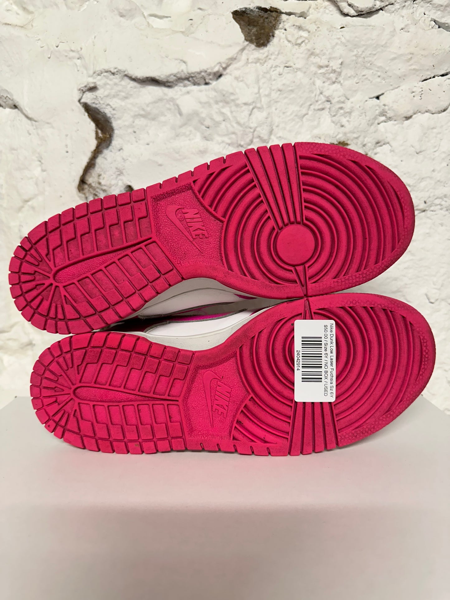 Nike Dunk Low Laser Fuchsia Sz 6Y