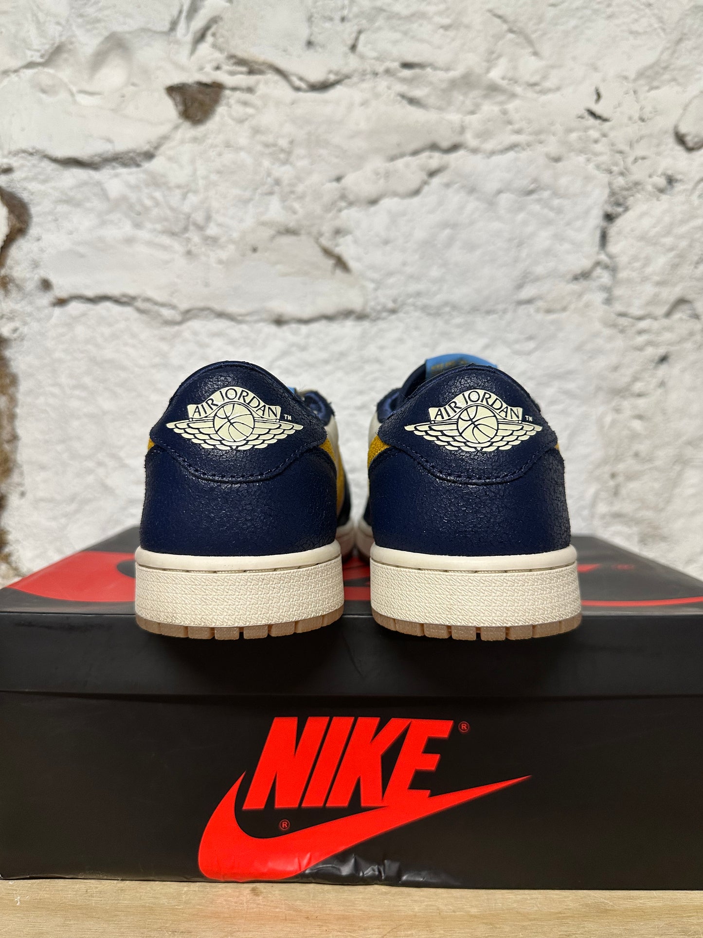 Air Jordan 1 Low Marquette PE Sz 10