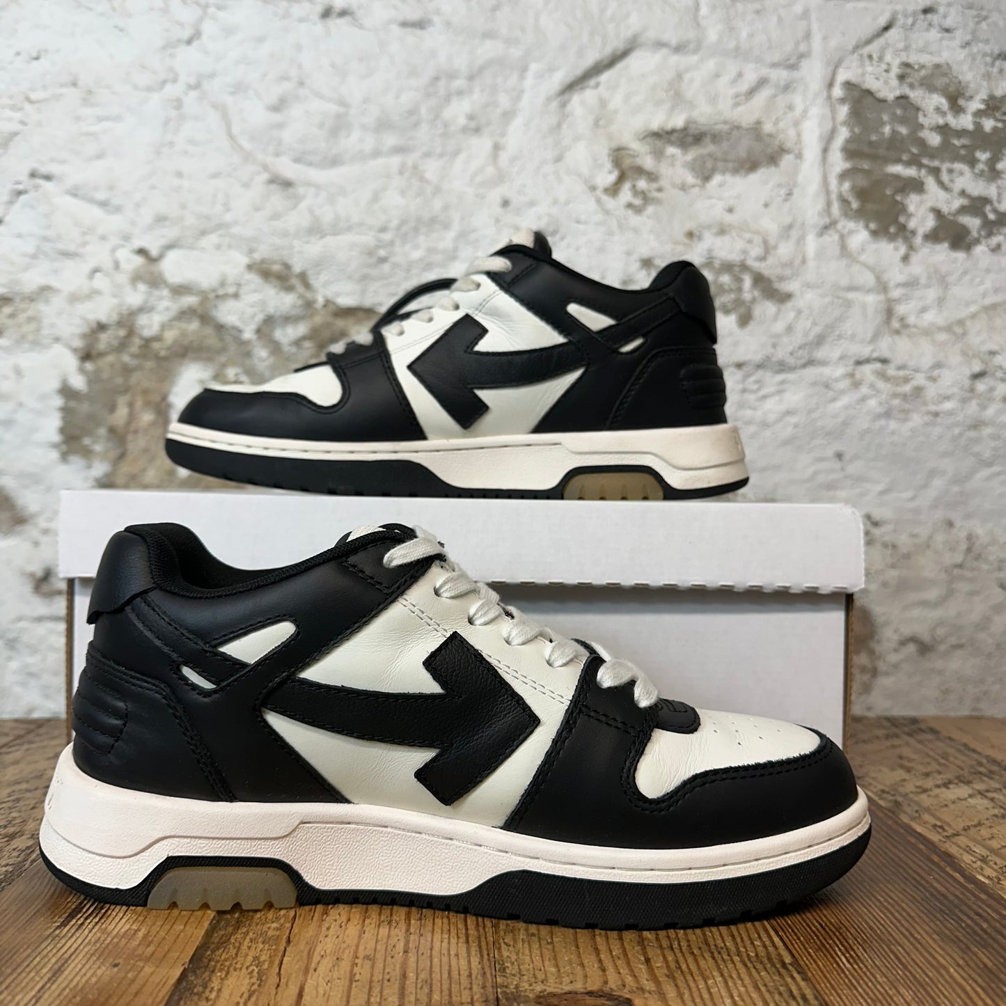 Off-White Out Of Office Black White Sneaker Sz 6.5 (39)