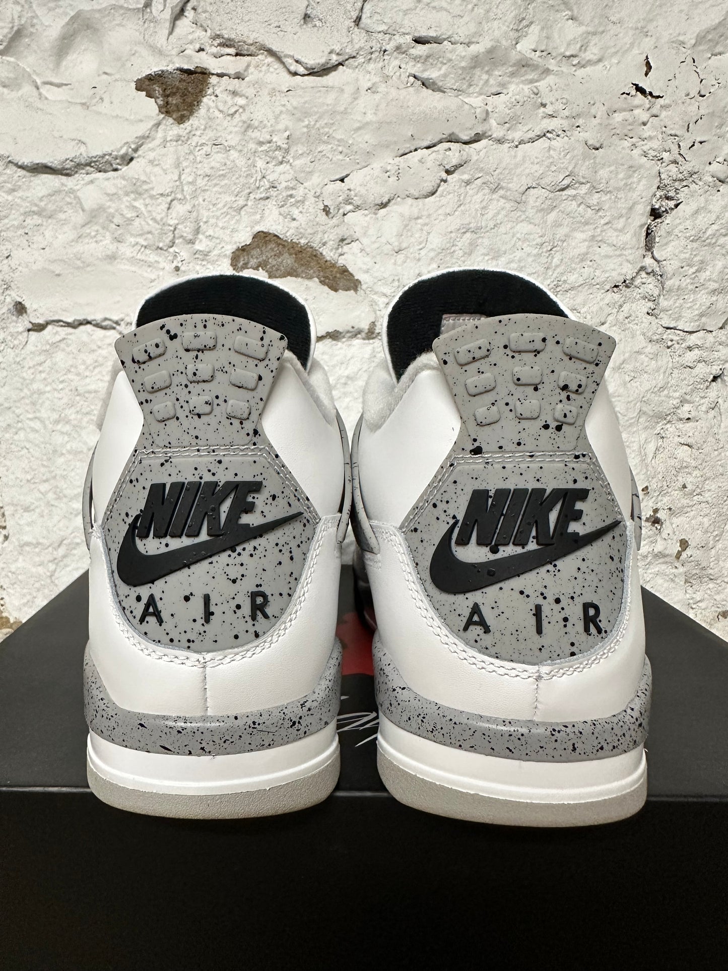 Air Jordan 4 White Cement Sz 10