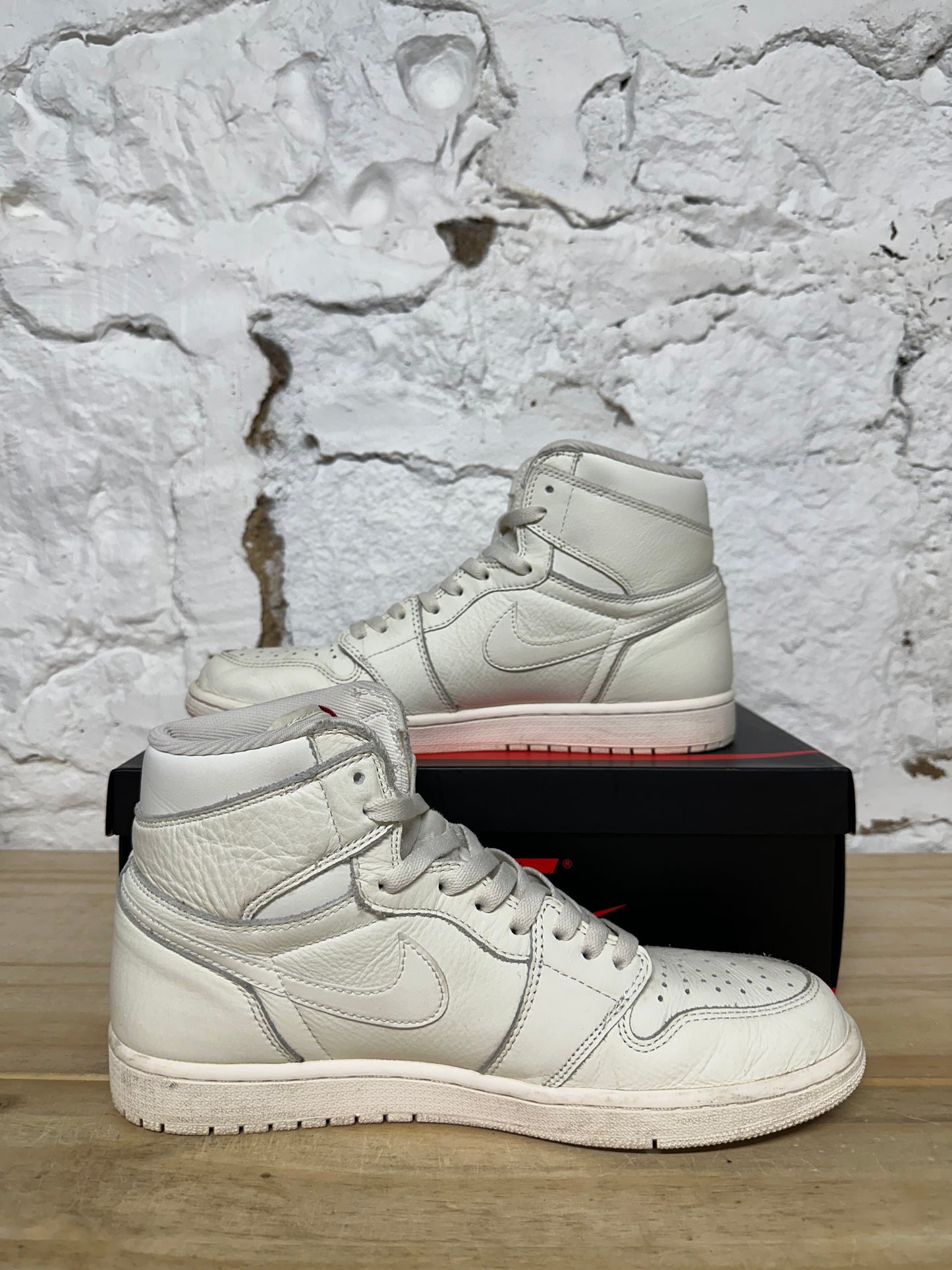 Air Jordan 1 High Sail Sz 11