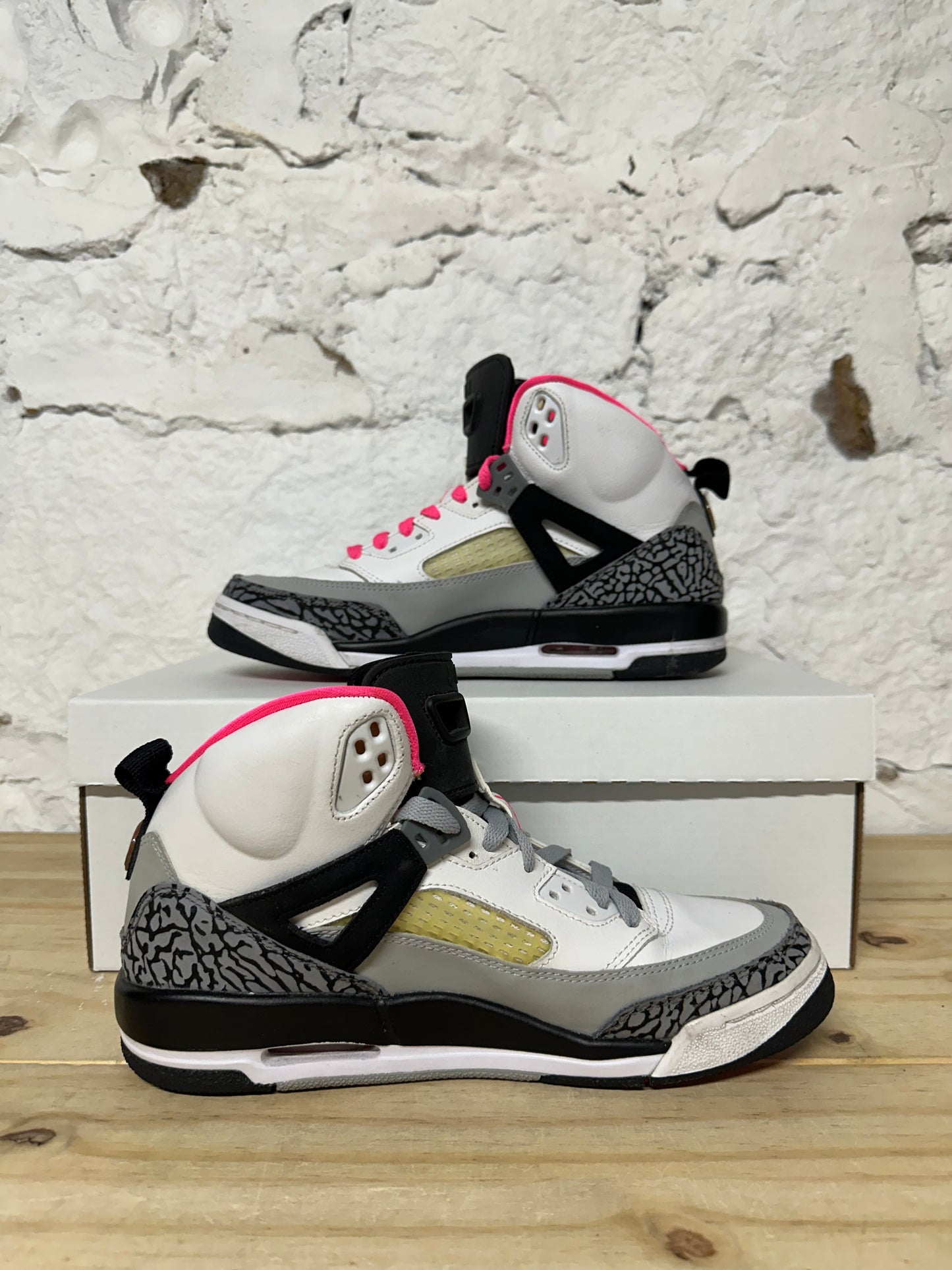 Air Jordan Spizike White Pink Sz 7Y
