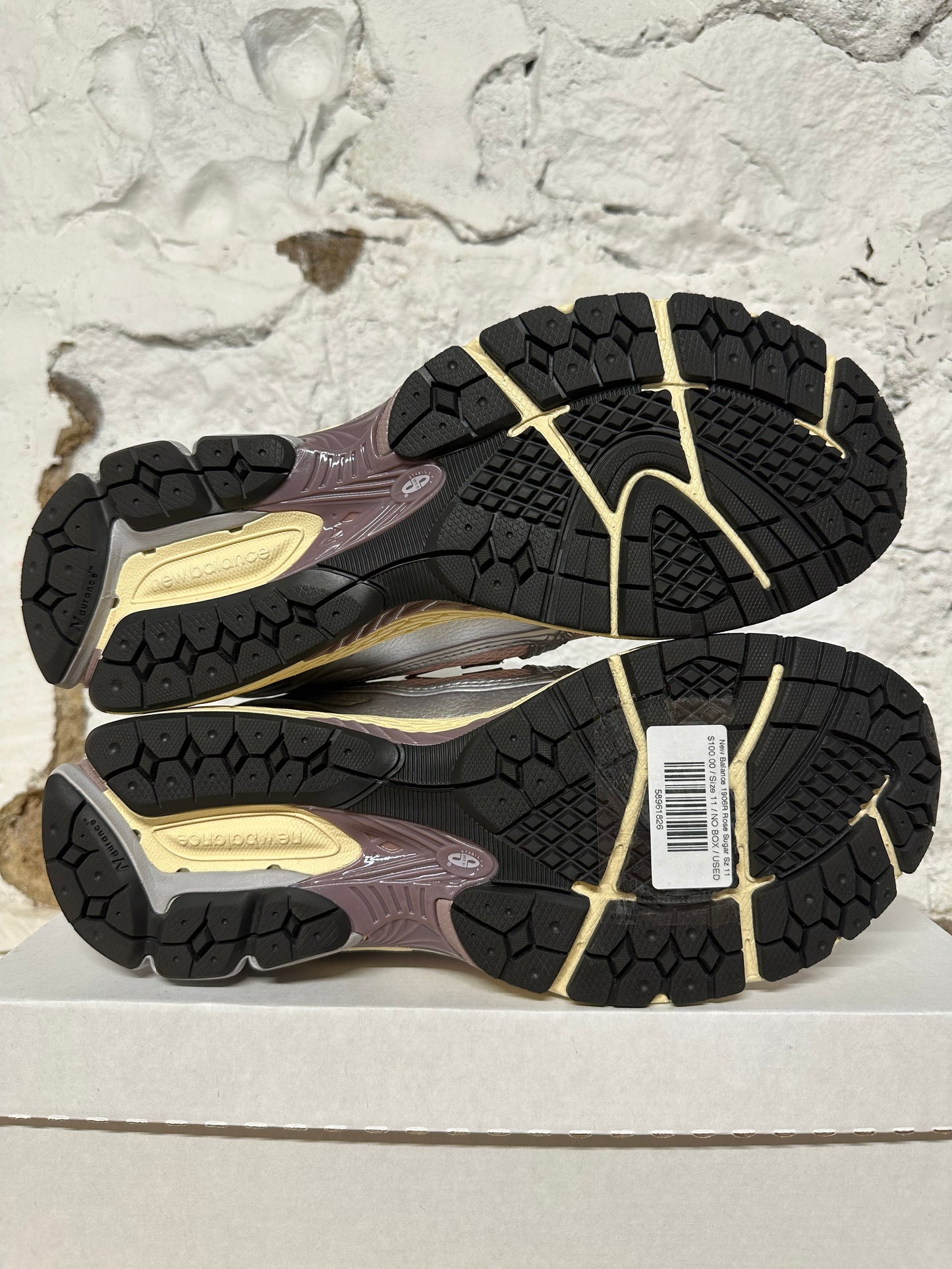 New Balance 1906R Rose Sugar Sz 11