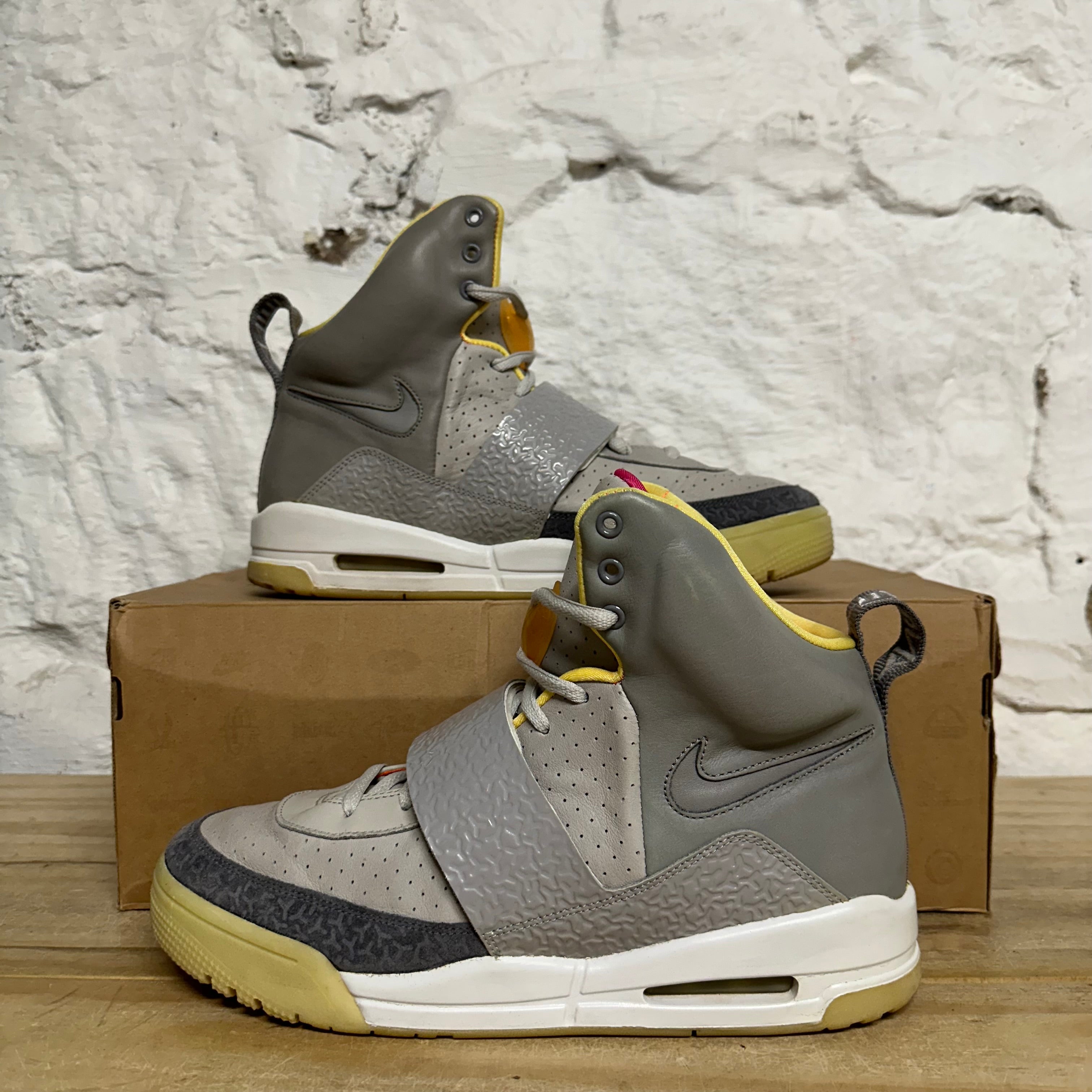 Nike Air Yeezy 1 Zen Grey Sz 10
