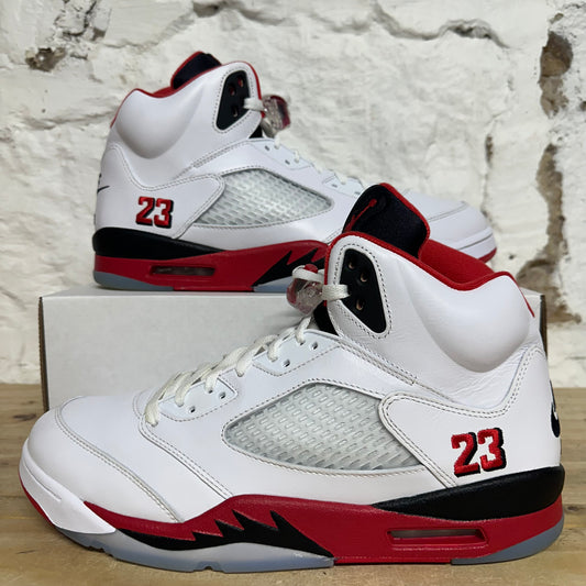 Air Jordan 5 Fire Red Black Tongue (2025) Sz 13