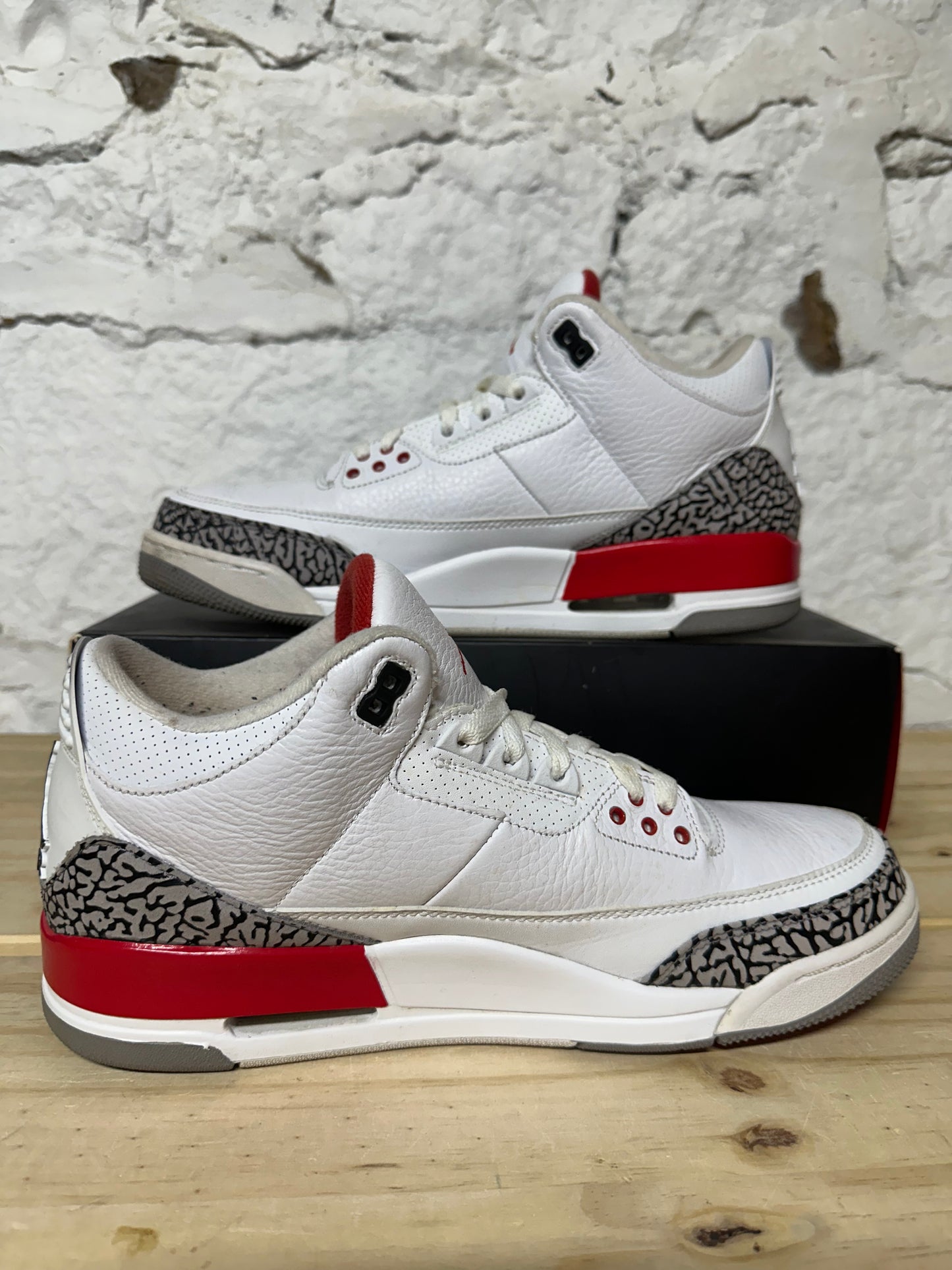 Air Jordan 3 Katrina Sz 11