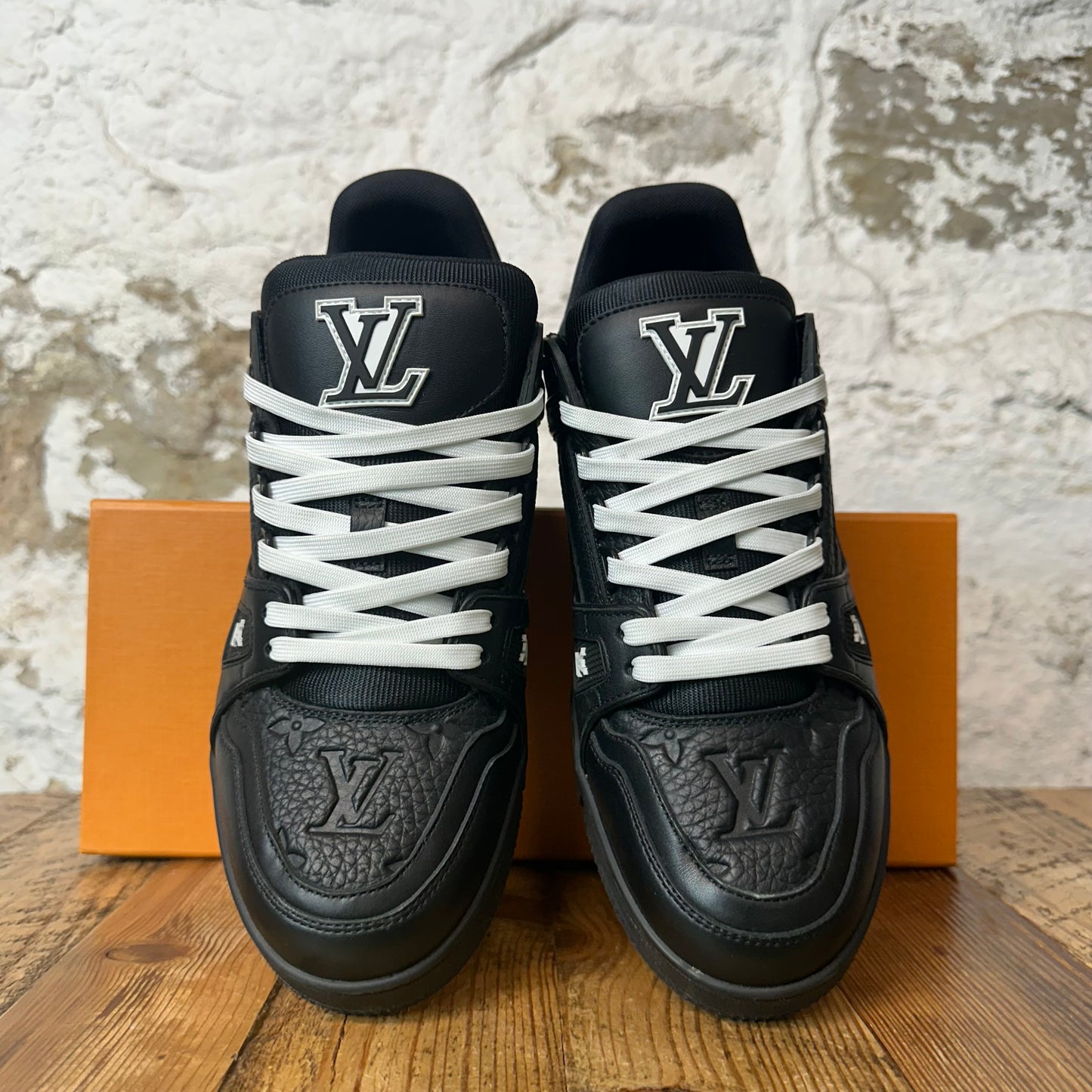 Louis Vuitton Triple Black Trainer Sneaker Sz 7.5 (6LV)