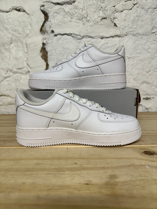 Nike Air Force 1 Low Triple White Sz 6 DS