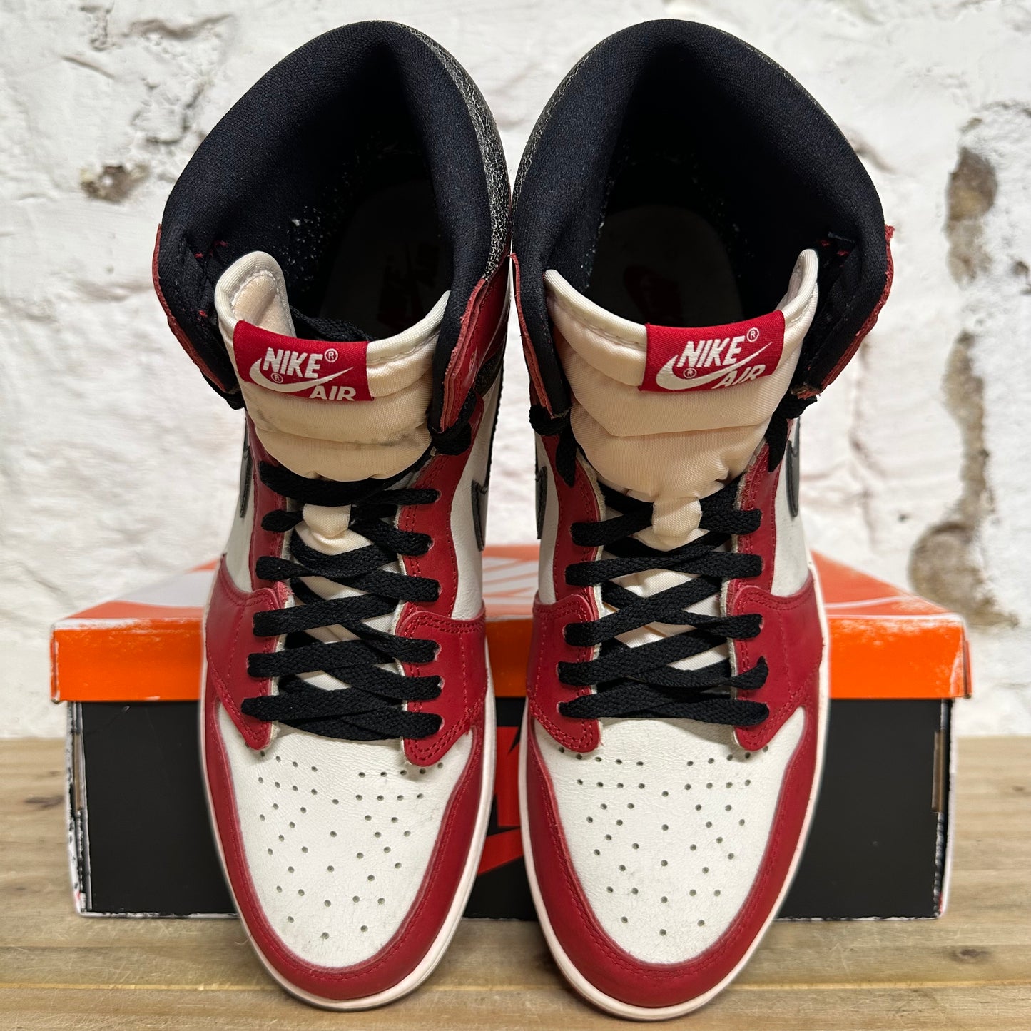 Air Jordan 1 High Chicago Lost And Found Sz 12