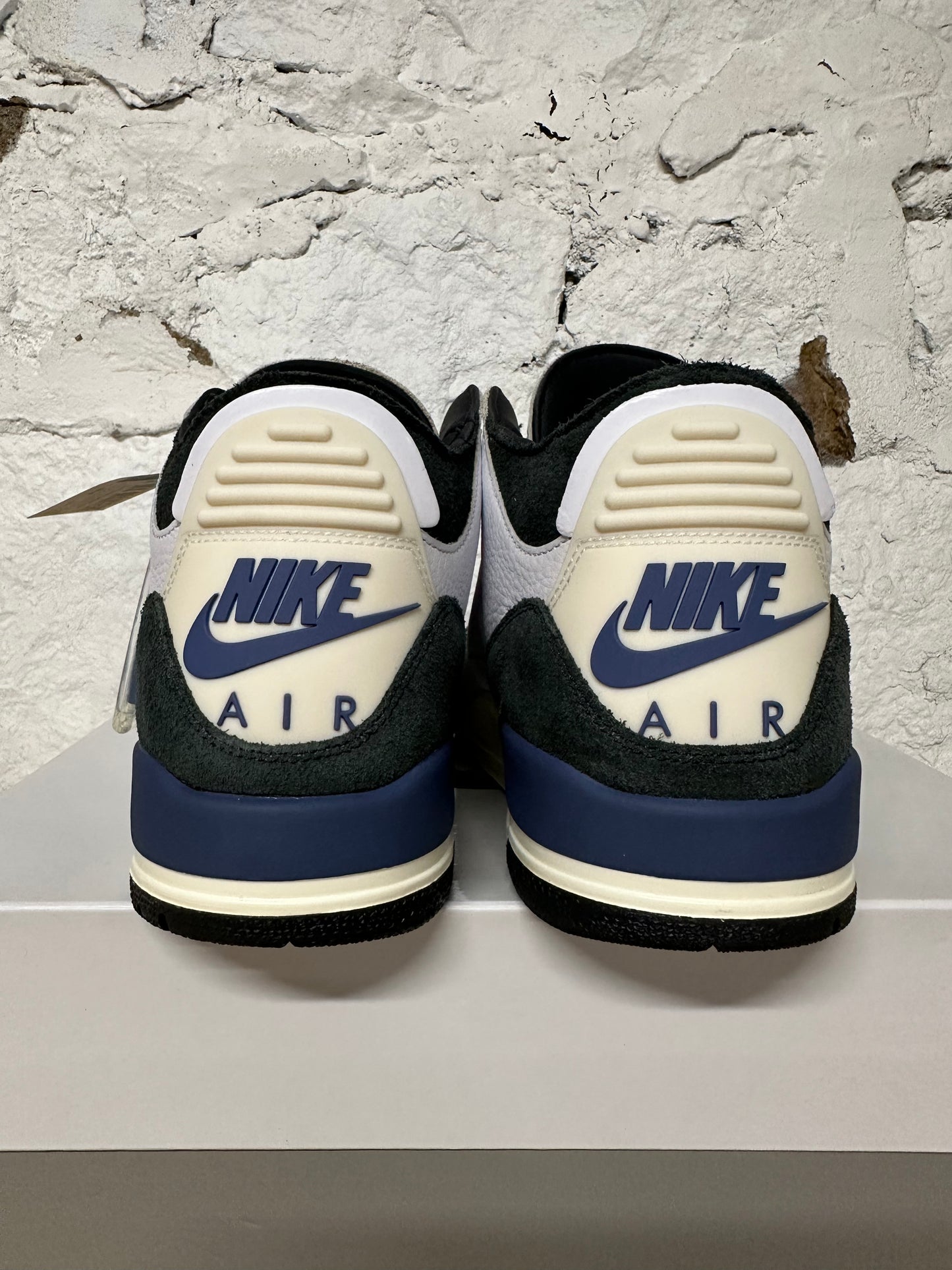 Air Jordan 3 A Ma Maniere Diffused Blue Sz 11 DS