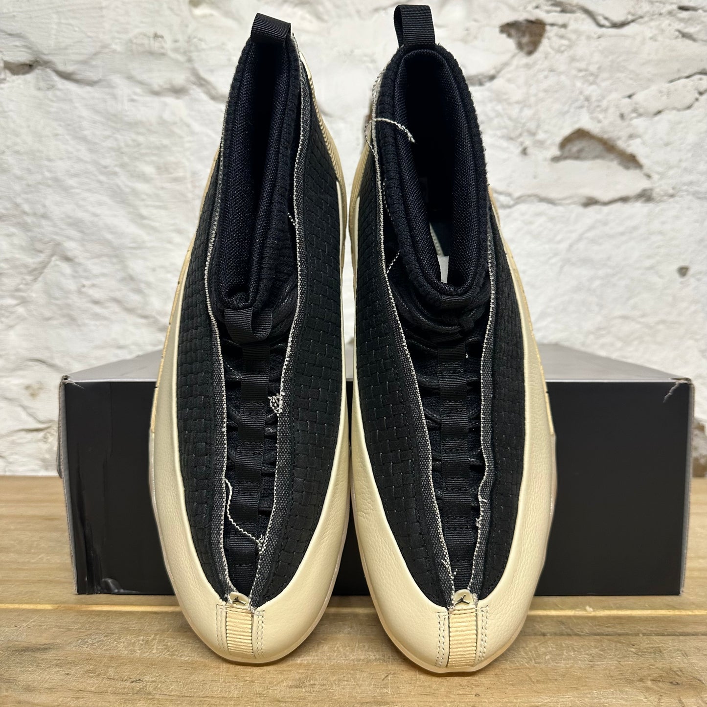 Air Jordan 15 Black Muslin Sz 10.5 DS