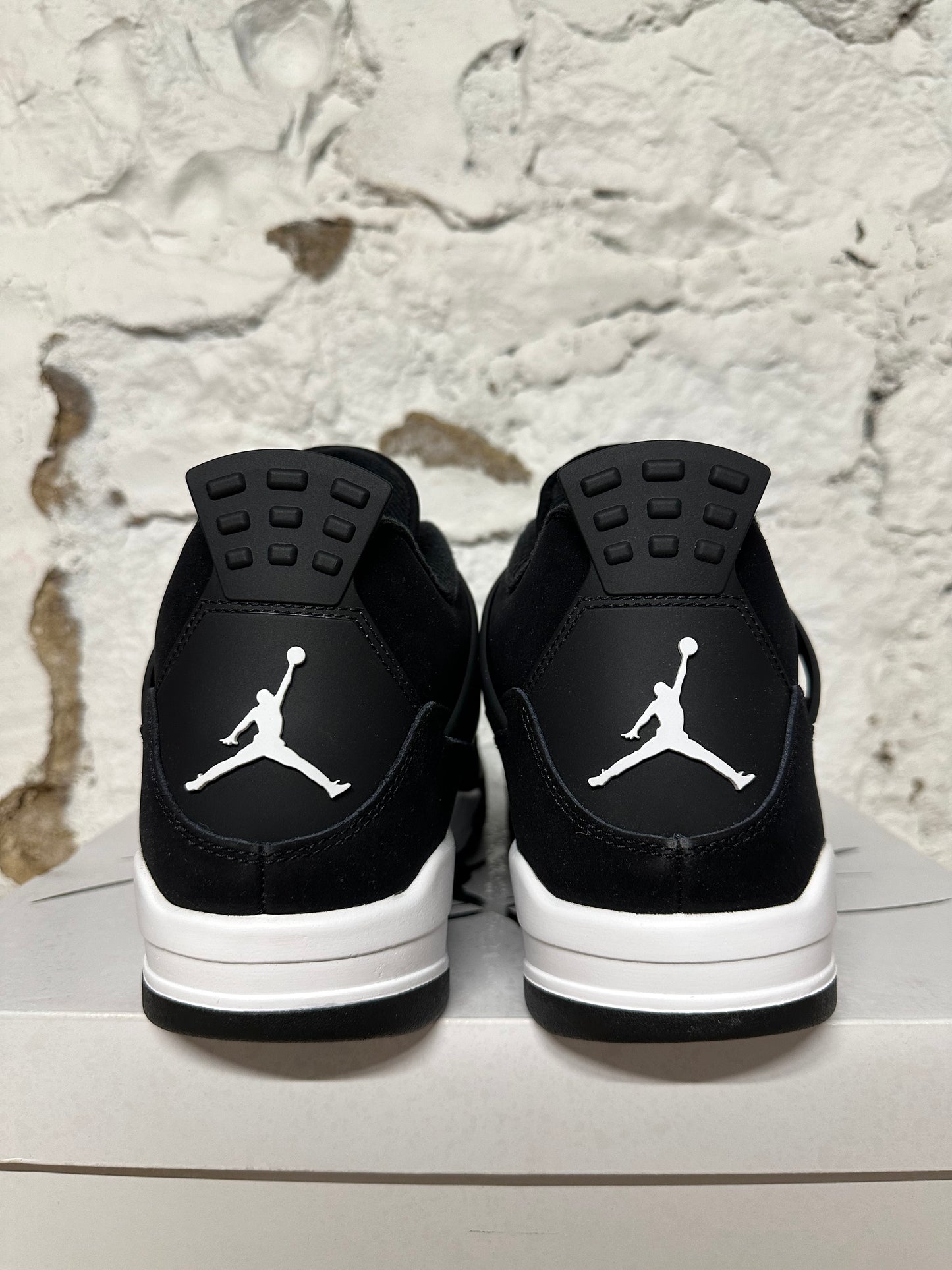 Air Jordan 4 White Thunder Sz 12 DS