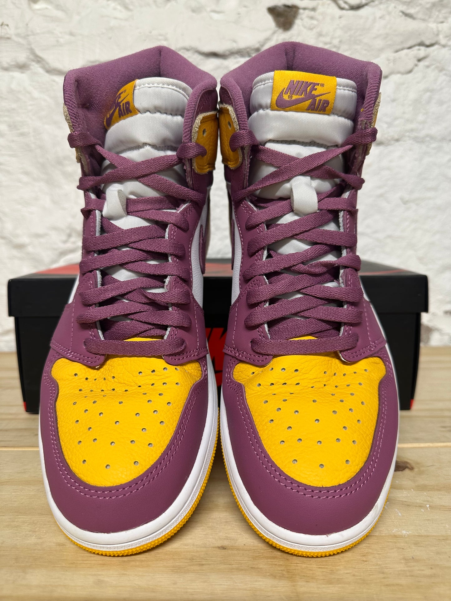 Air Jordan 1 High Brotherhood Sz 11.5