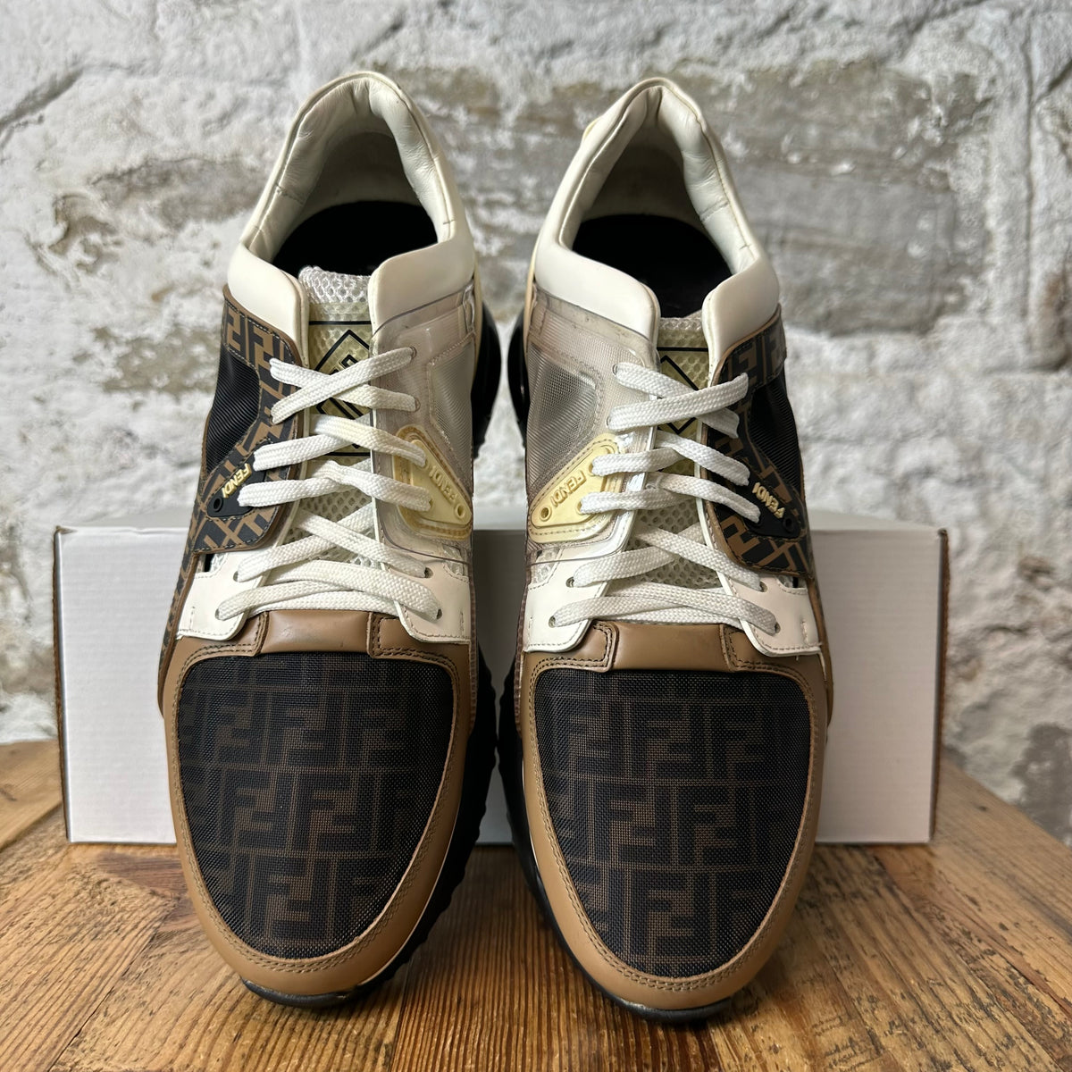 Fendi Zucca FF Logo Chunky Runner Sneaker Sz 8