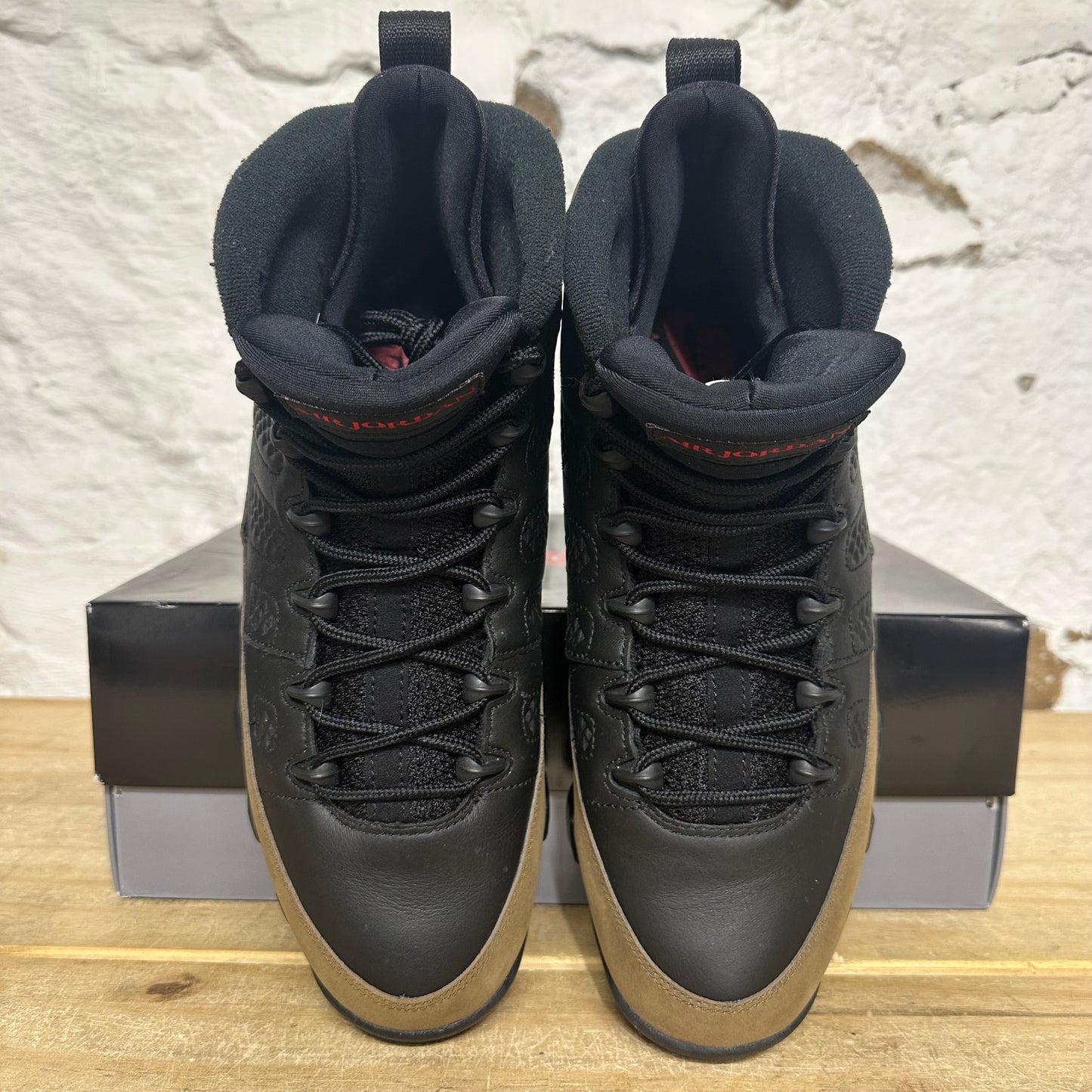 Air Jordan 9 Olive Sz 10