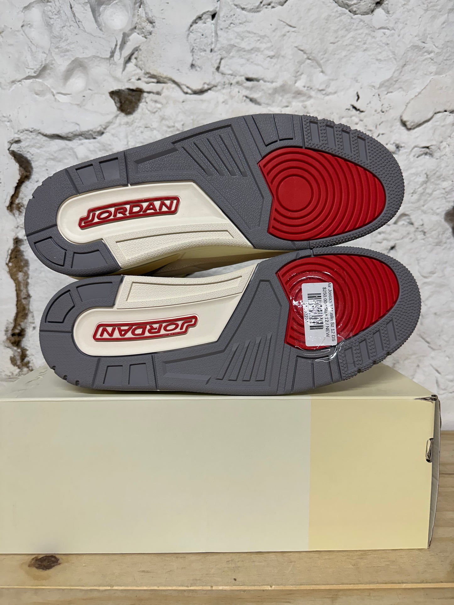 Air Jordan 3 Muslin Sz 12 DS