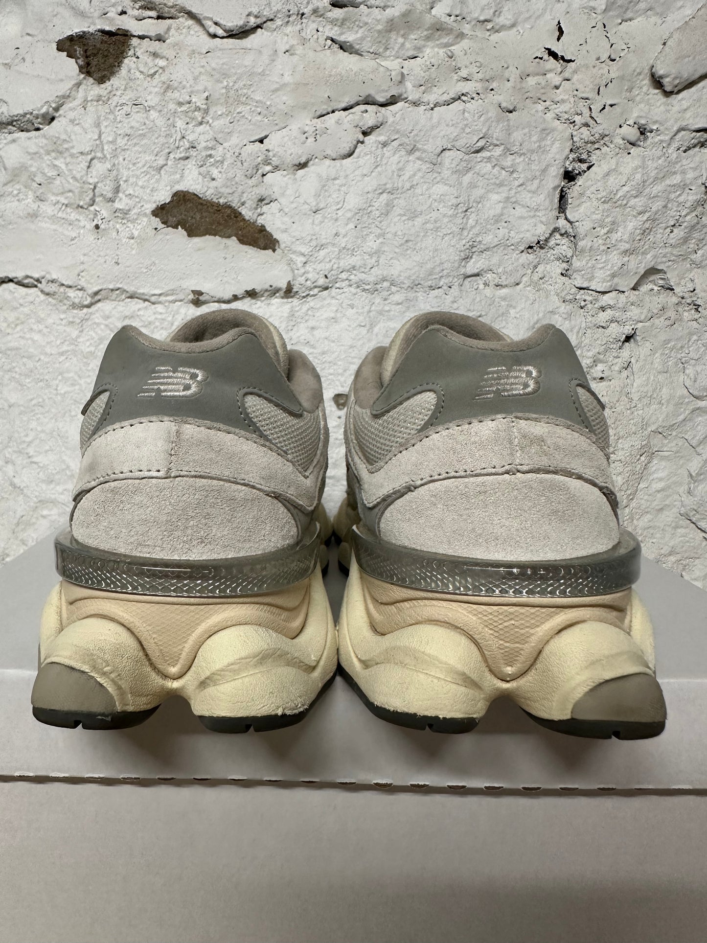 New Balance 9060 Sea Salt Concrete Sz 8.5
