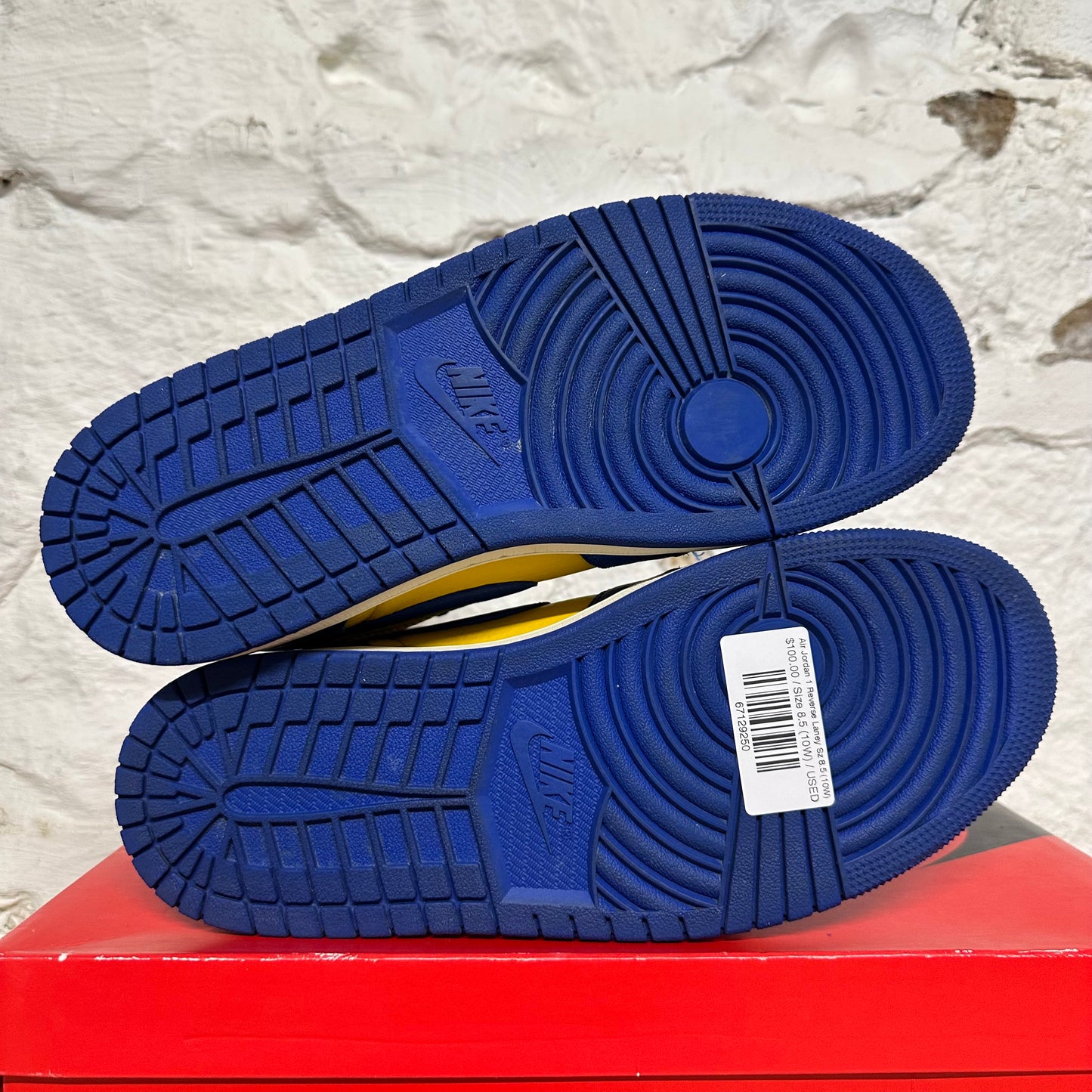 Air Jordan 1 High Reverse Laney Sz 8.5 (10W)